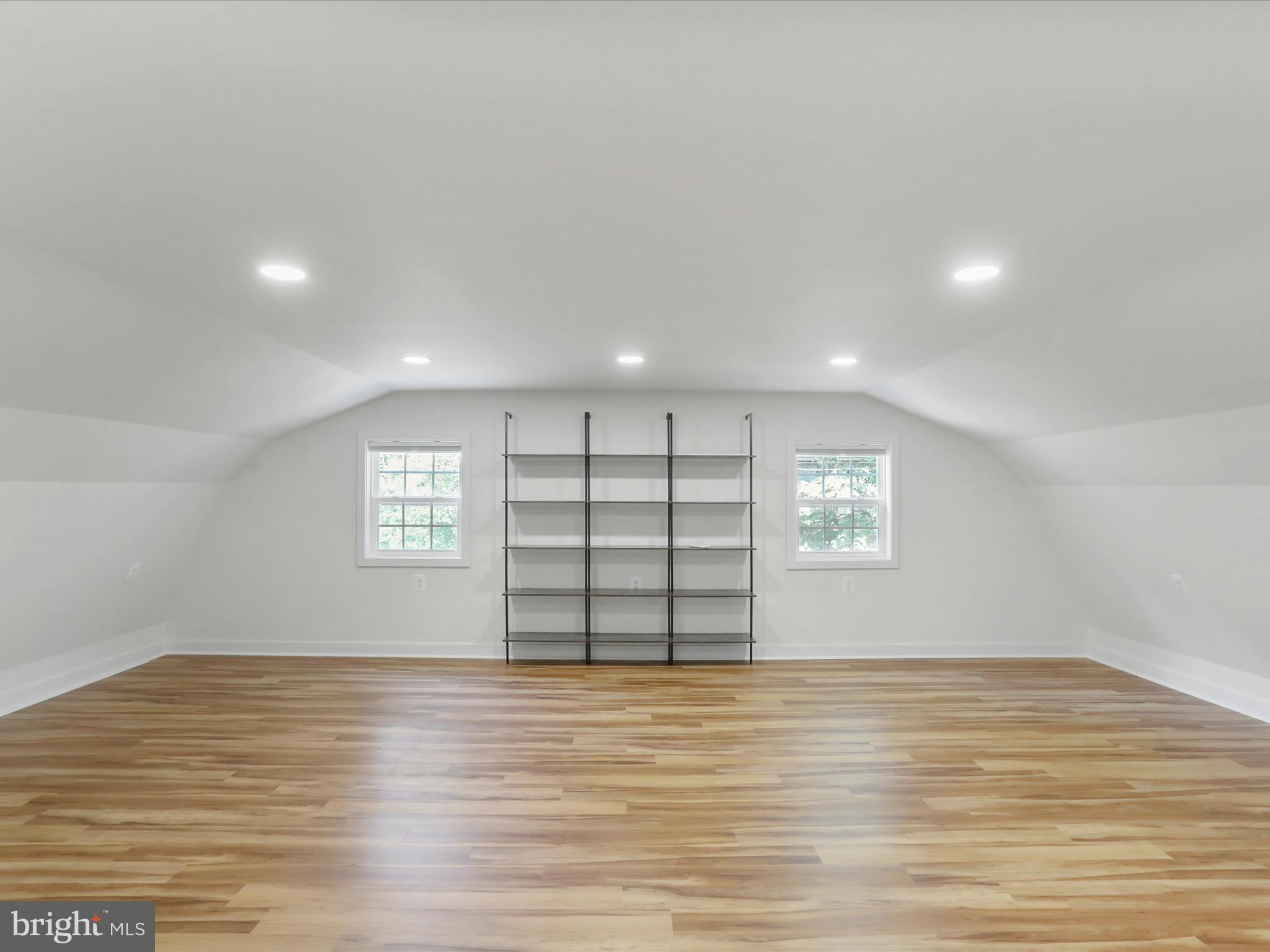 THE WOODS - Residential