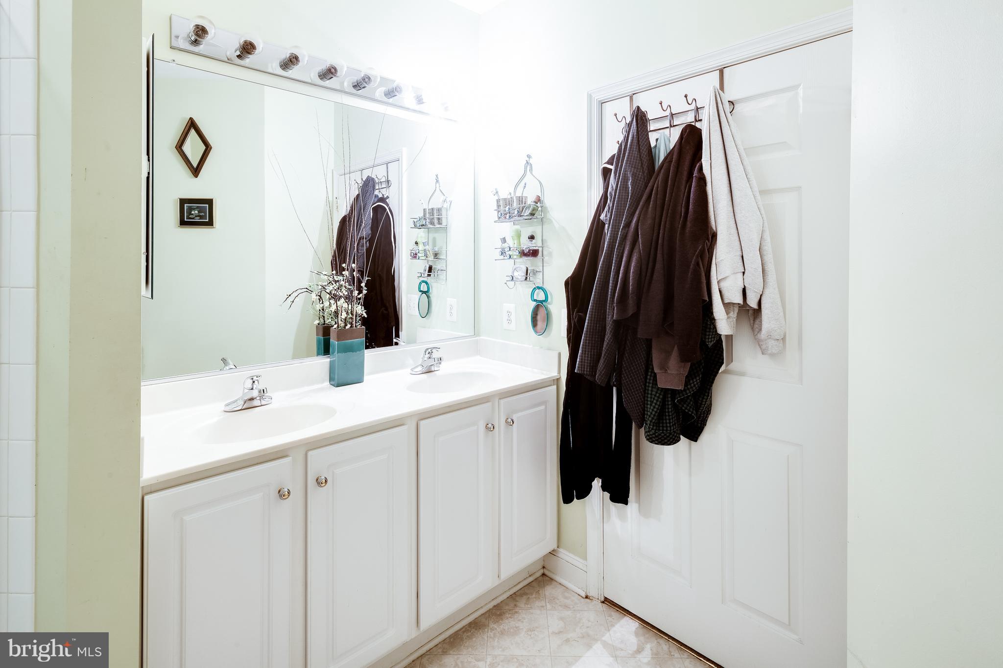 ELLICOTT HILLS - Residential