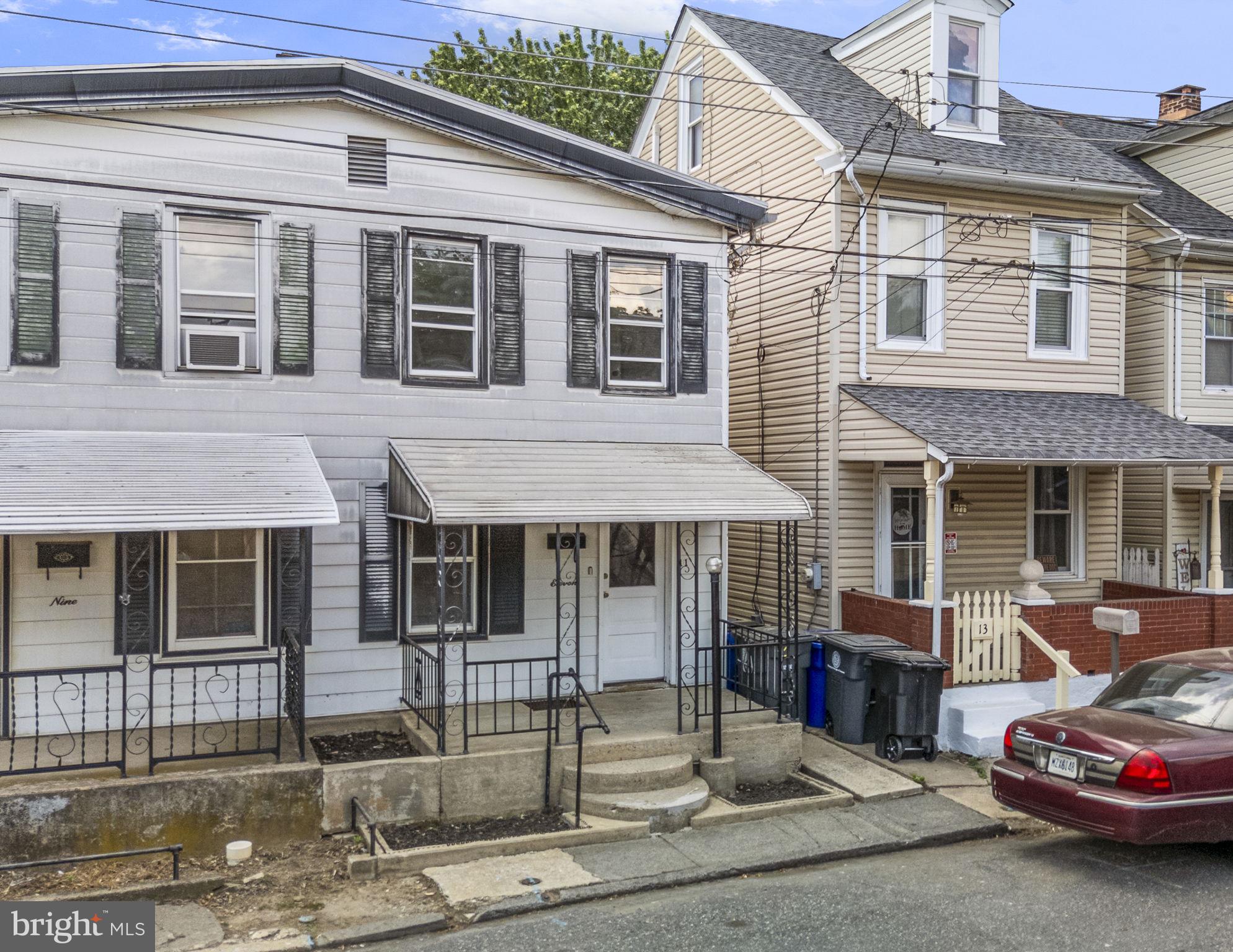 11 S PLUM STREET