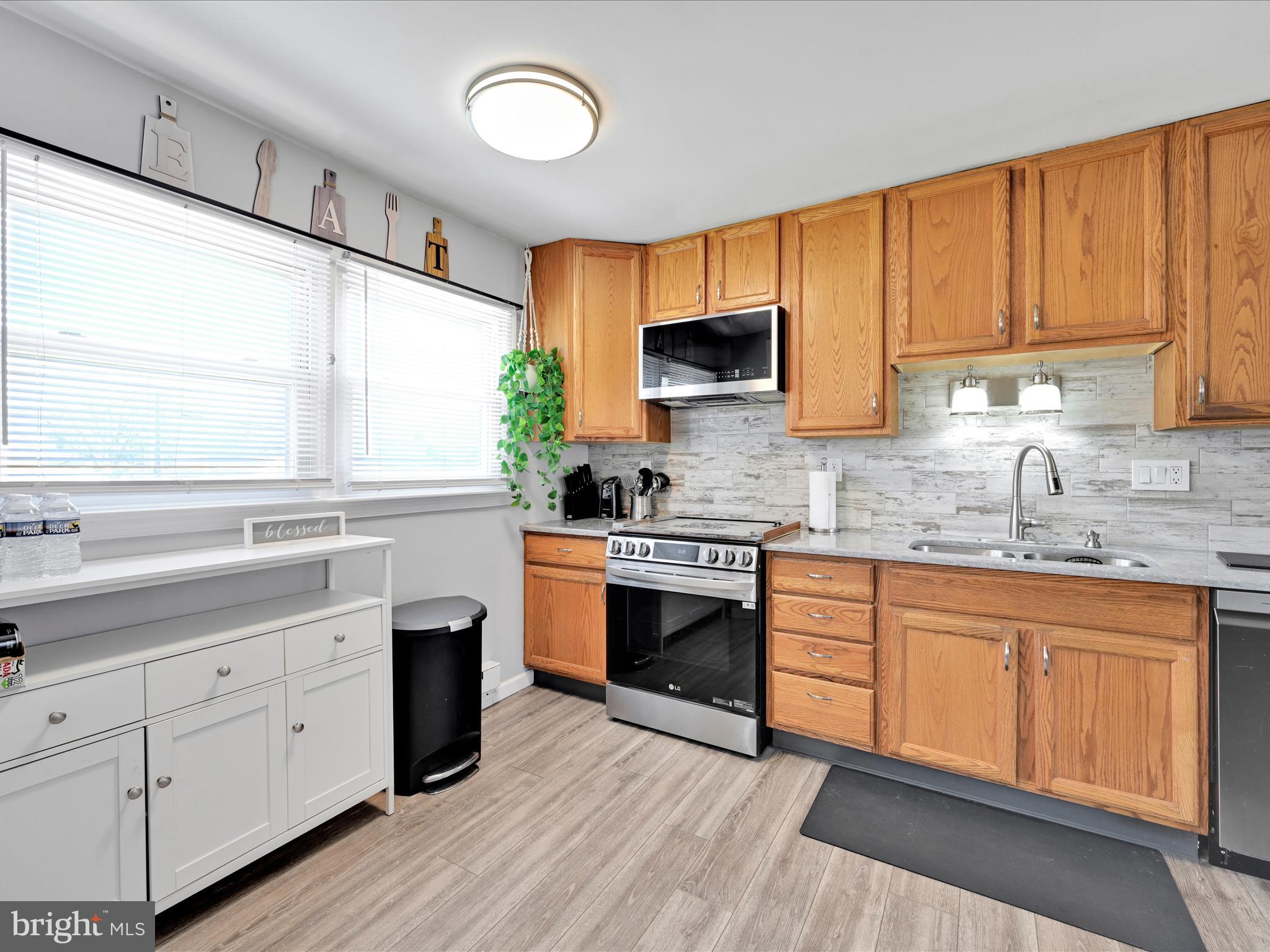 SADDLEBROOK - Residential