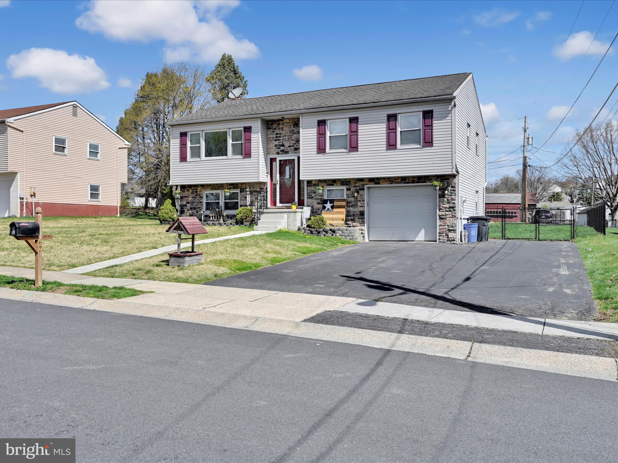 SADDLEBROOK - Residential