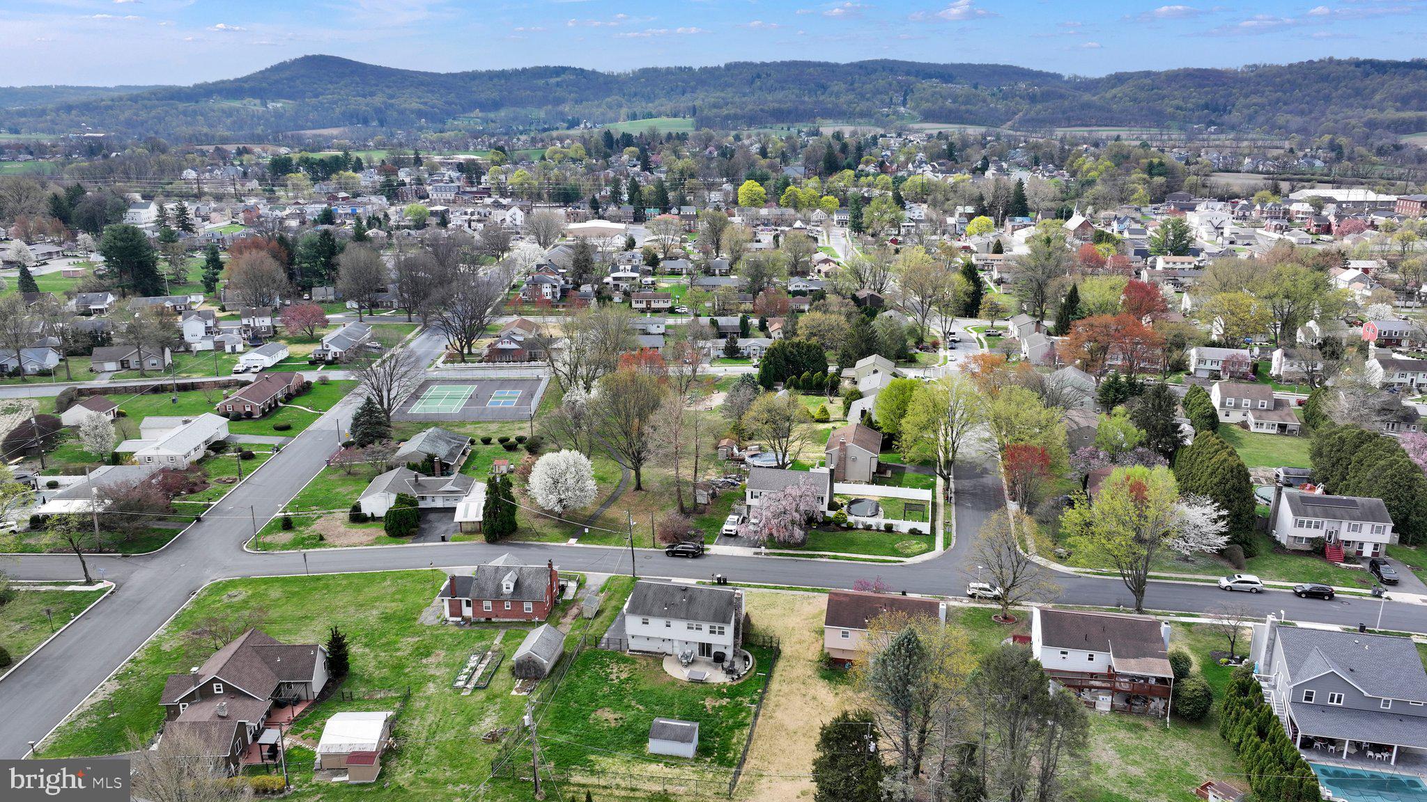 SADDLEBROOK - Residential