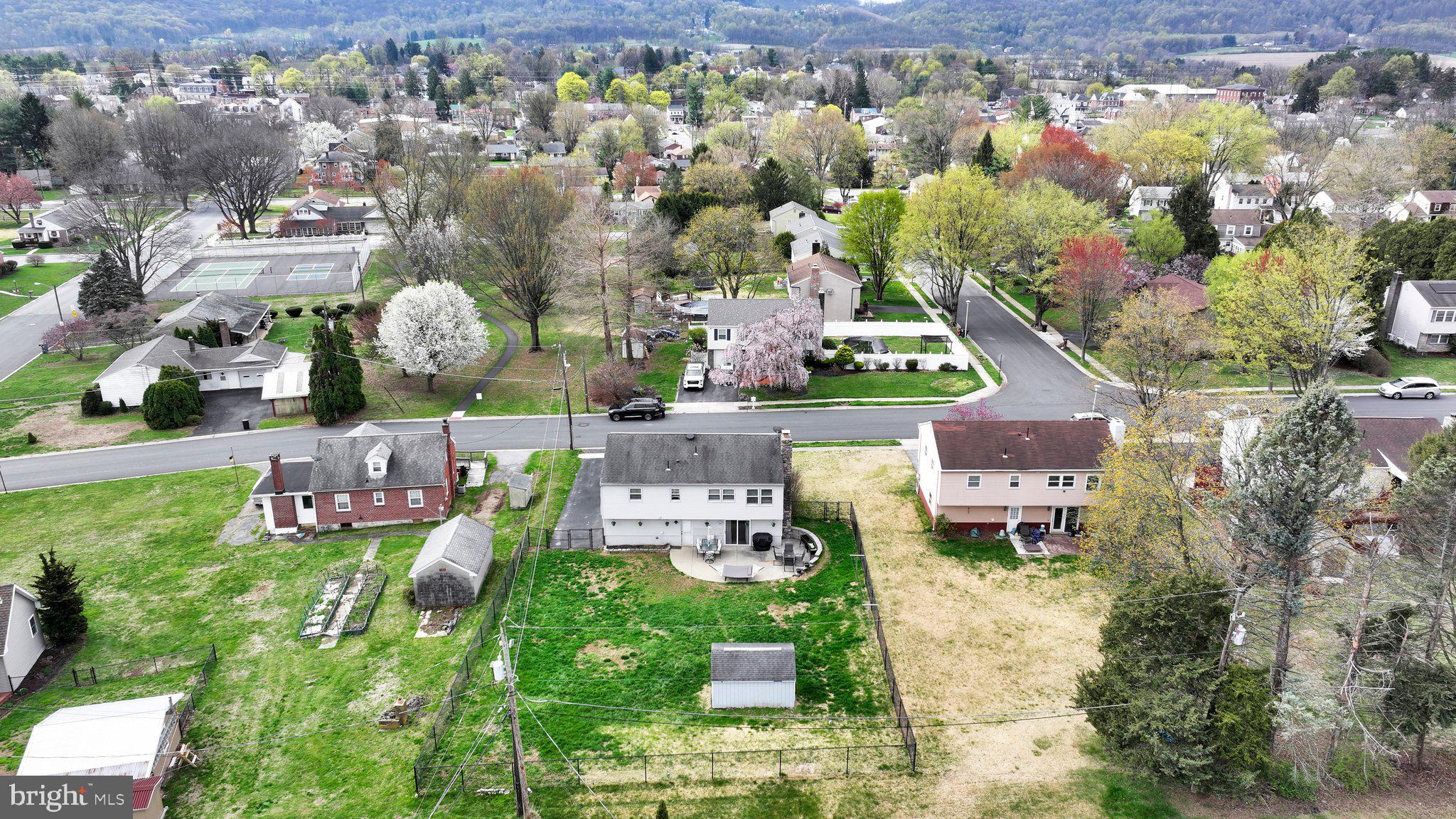 SADDLEBROOK - Residential