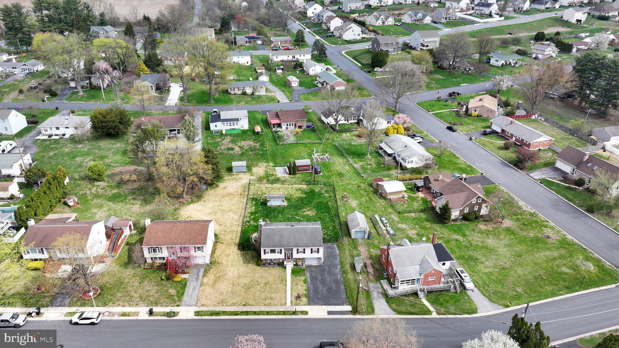 SADDLEBROOK - Residential