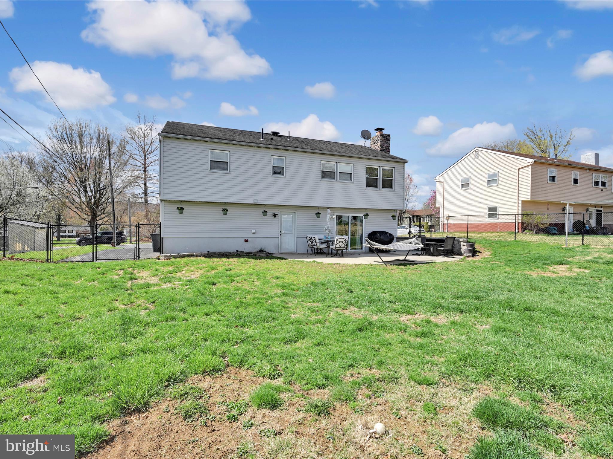 SADDLEBROOK - Residential