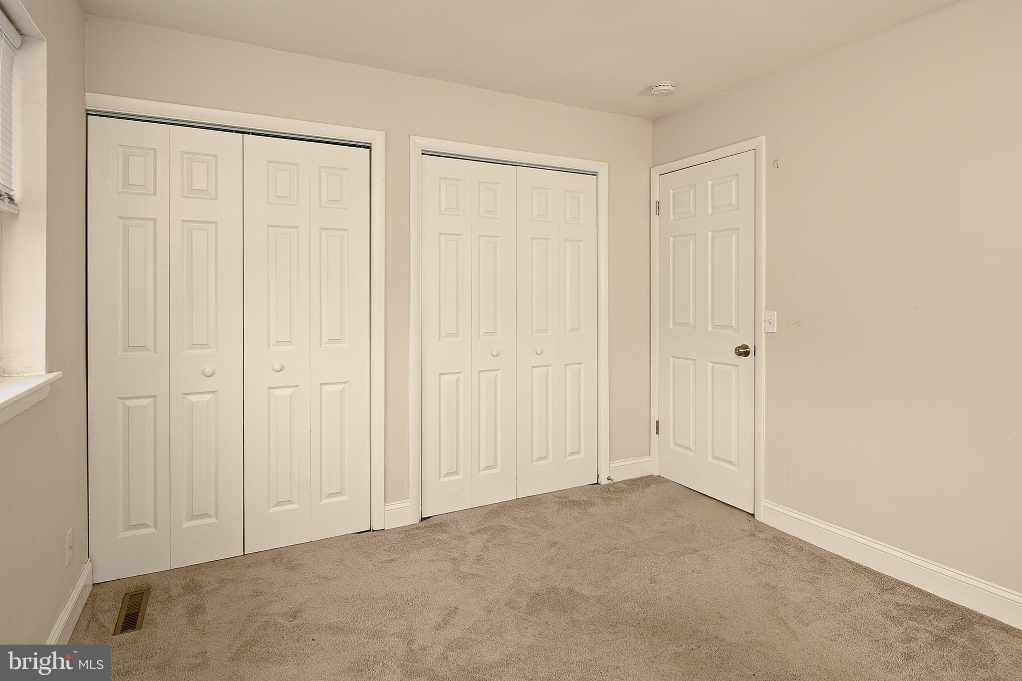 SUSSEX SQUARE CONDO - Residential