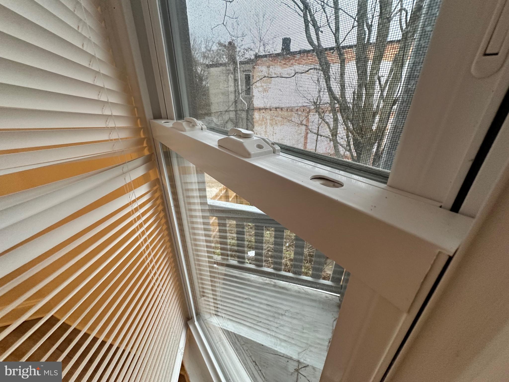 SANDTOWN-WINCHESTER - Residential