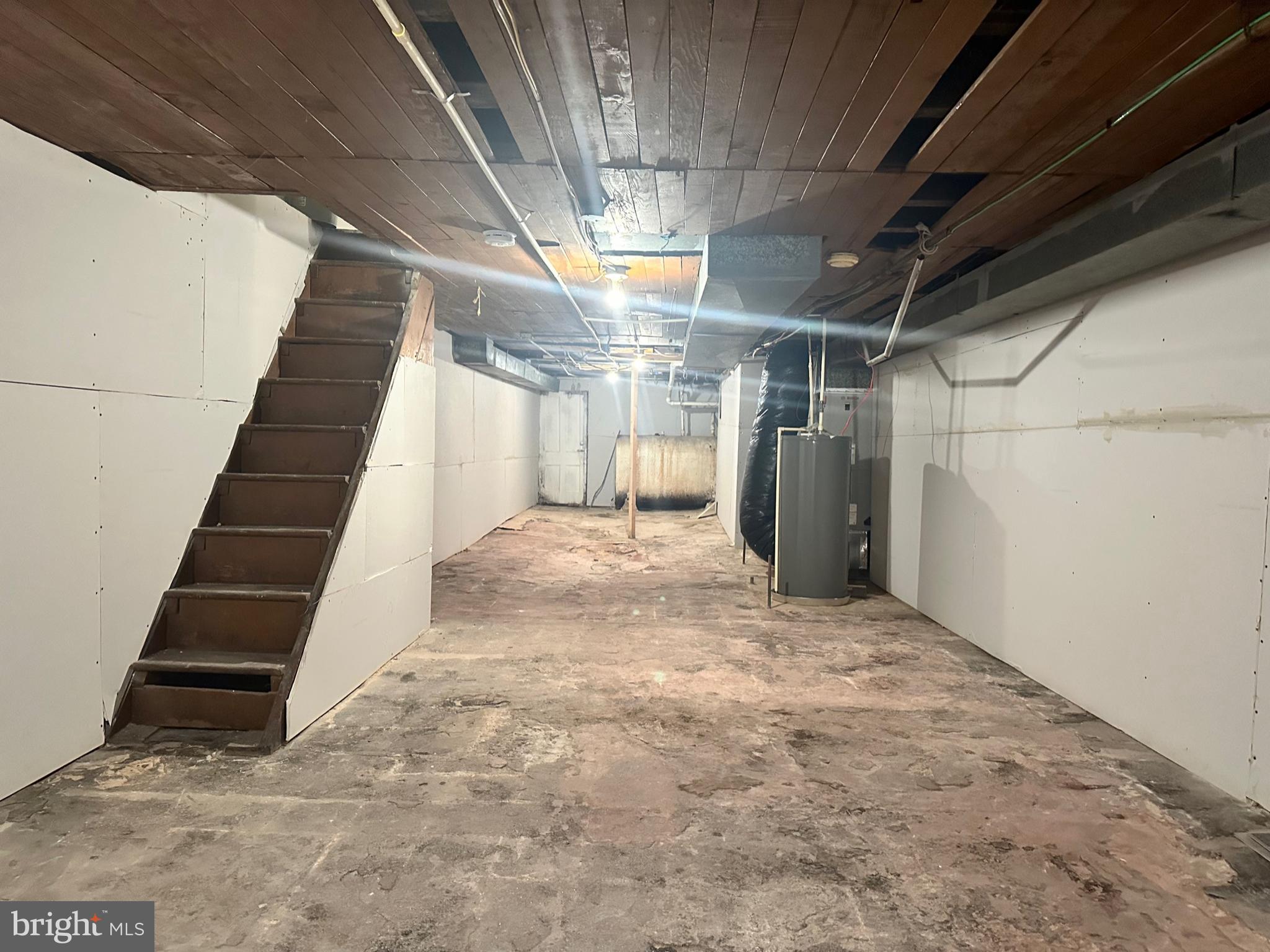 SANDTOWN-WINCHESTER - Residential