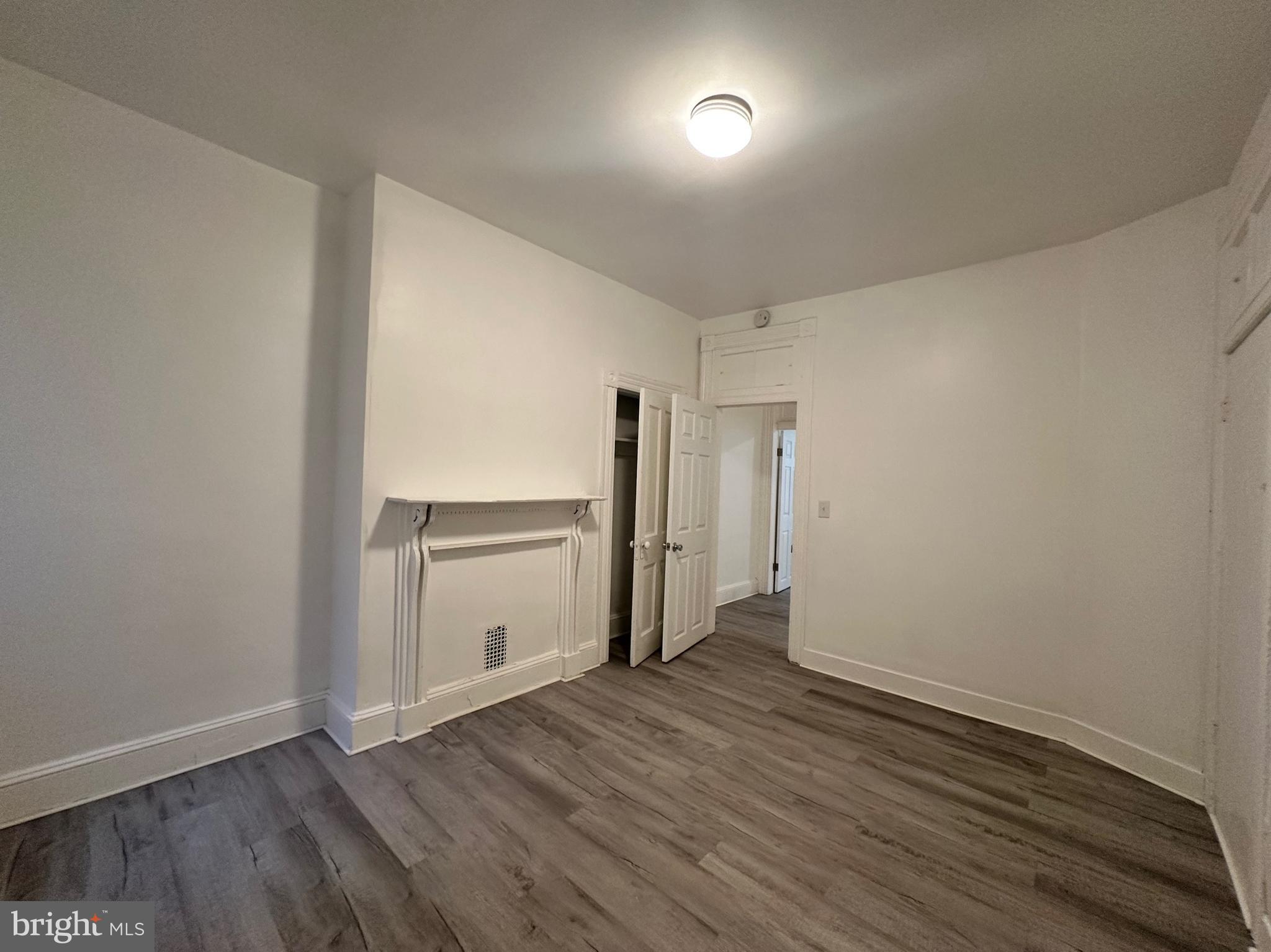 SANDTOWN-WINCHESTER - Residential