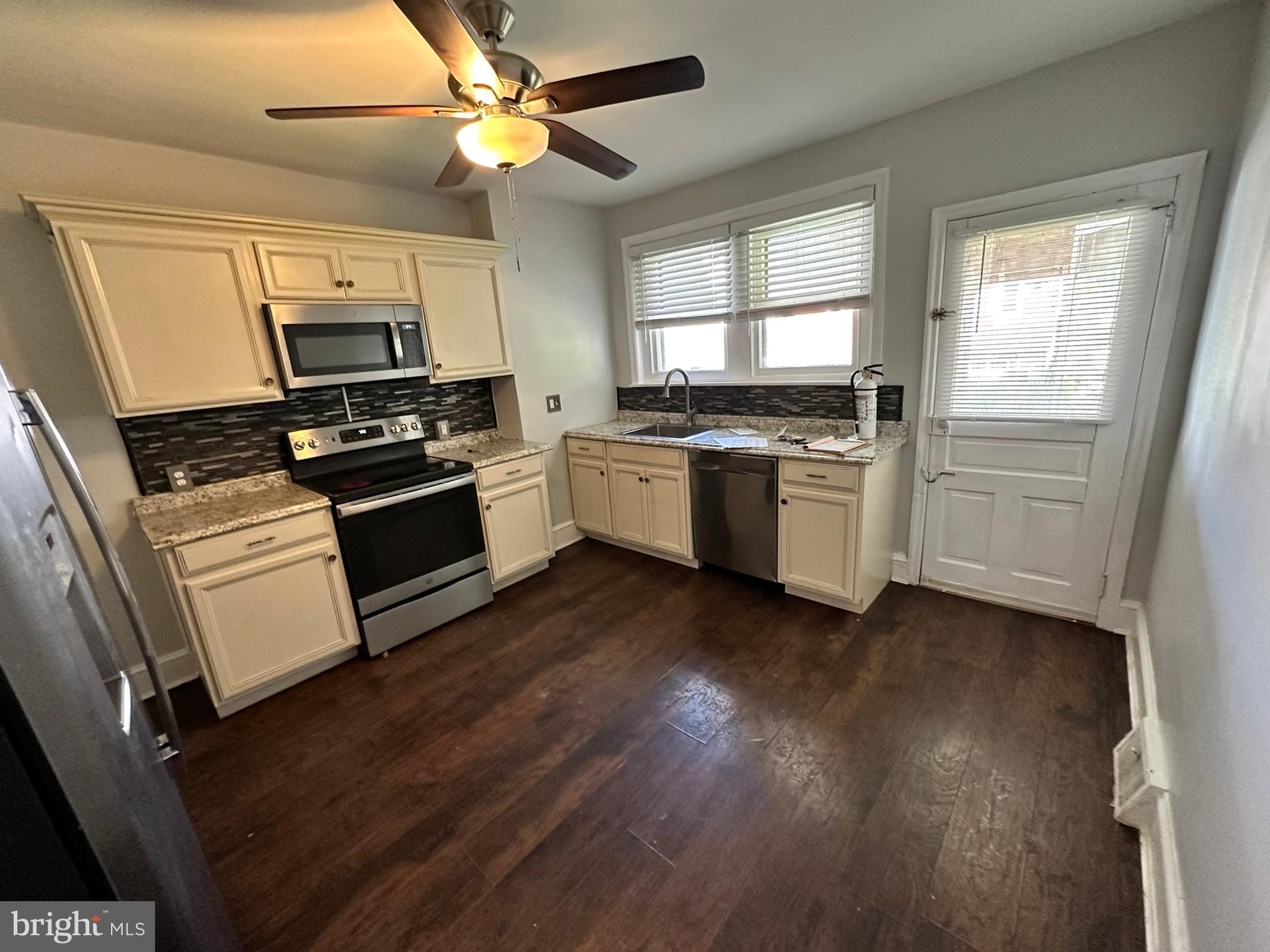 NORRISTOWN - Residential Lease