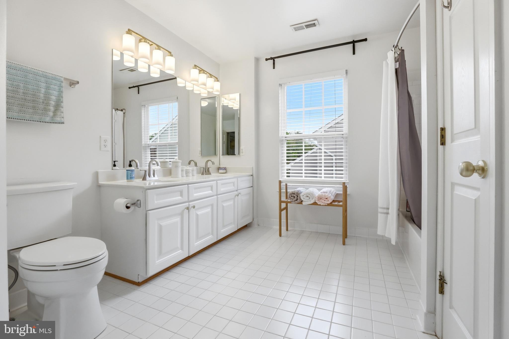 ST MARGARETS LANDING - Residential