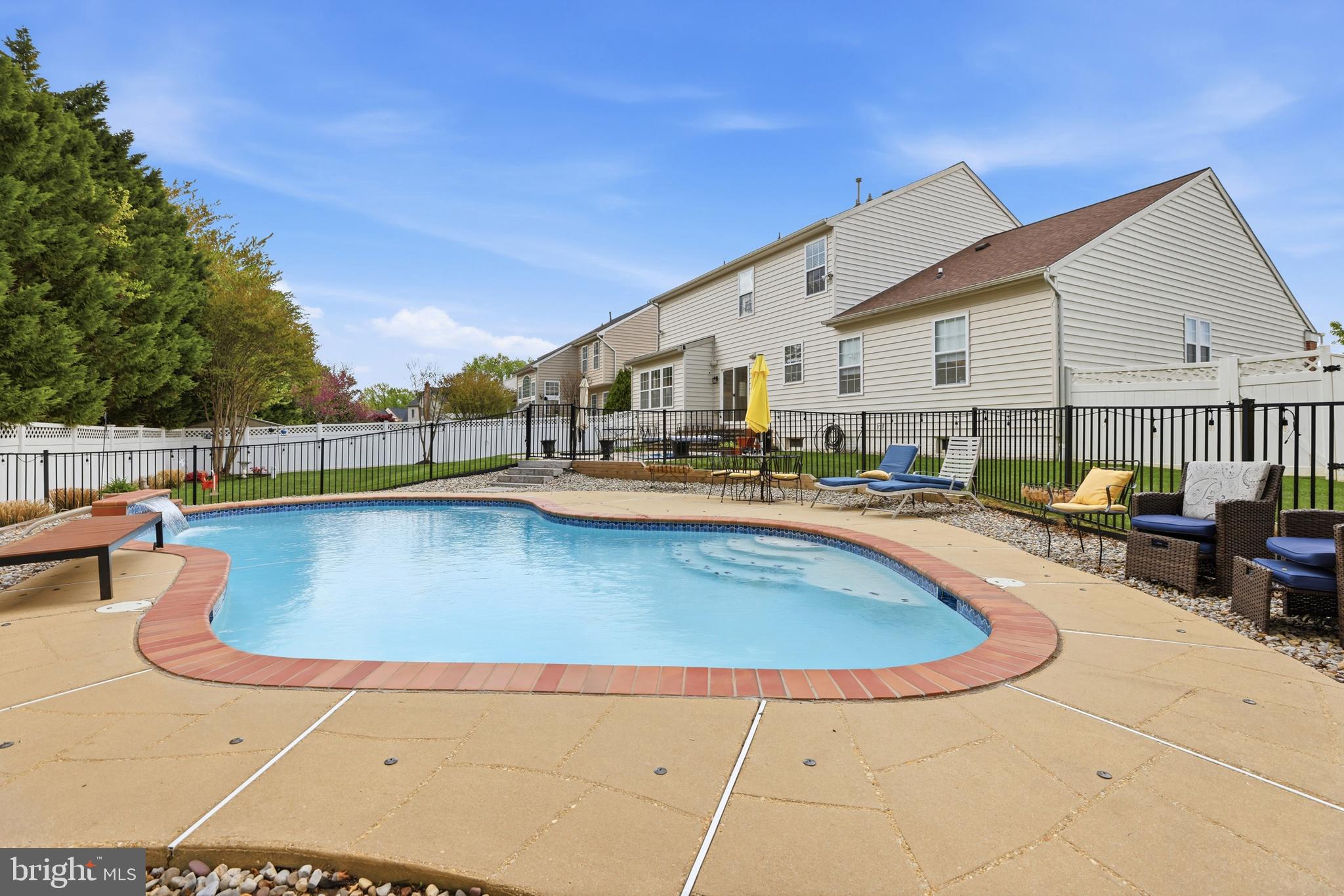 ST MARGARETS LANDING - Residential