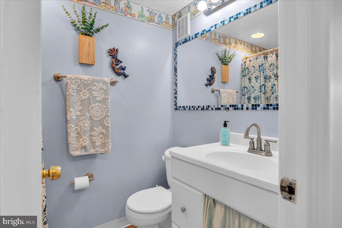 PENNSWOOD PARK - Residential