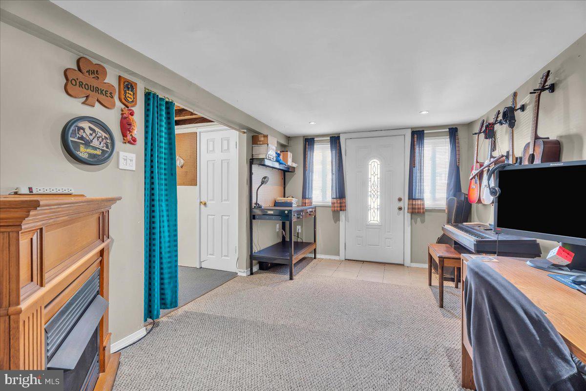 PENNSWOOD PARK - Residential