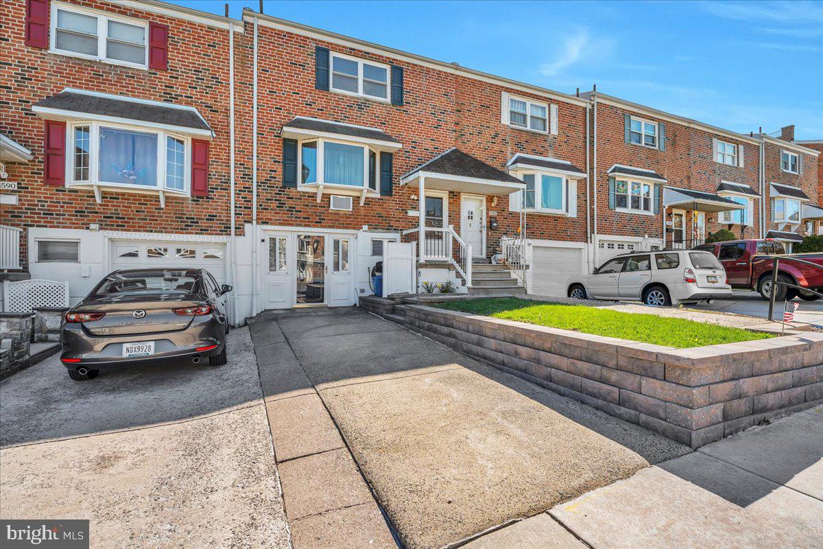 PENNSWOOD PARK - Residential