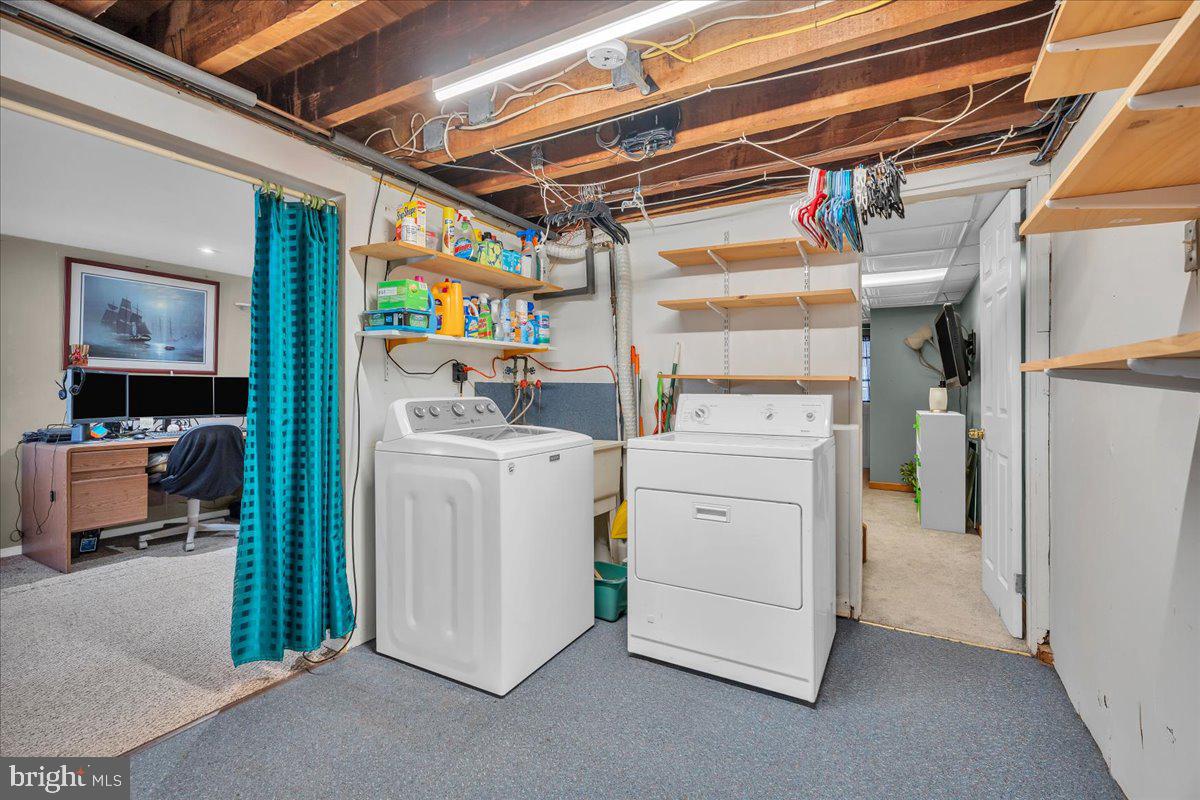 PENNSWOOD PARK - Residential