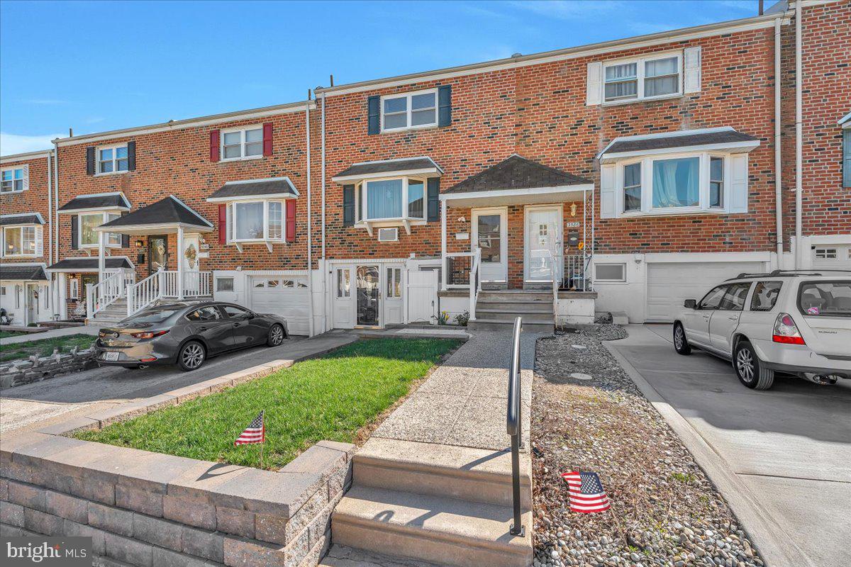 PENNSWOOD PARK - Residential