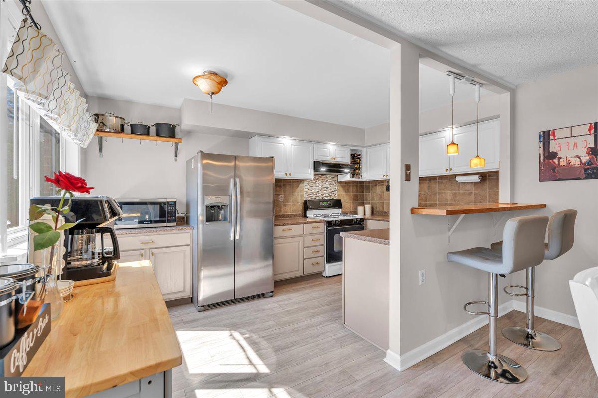 PENNSWOOD PARK - Residential