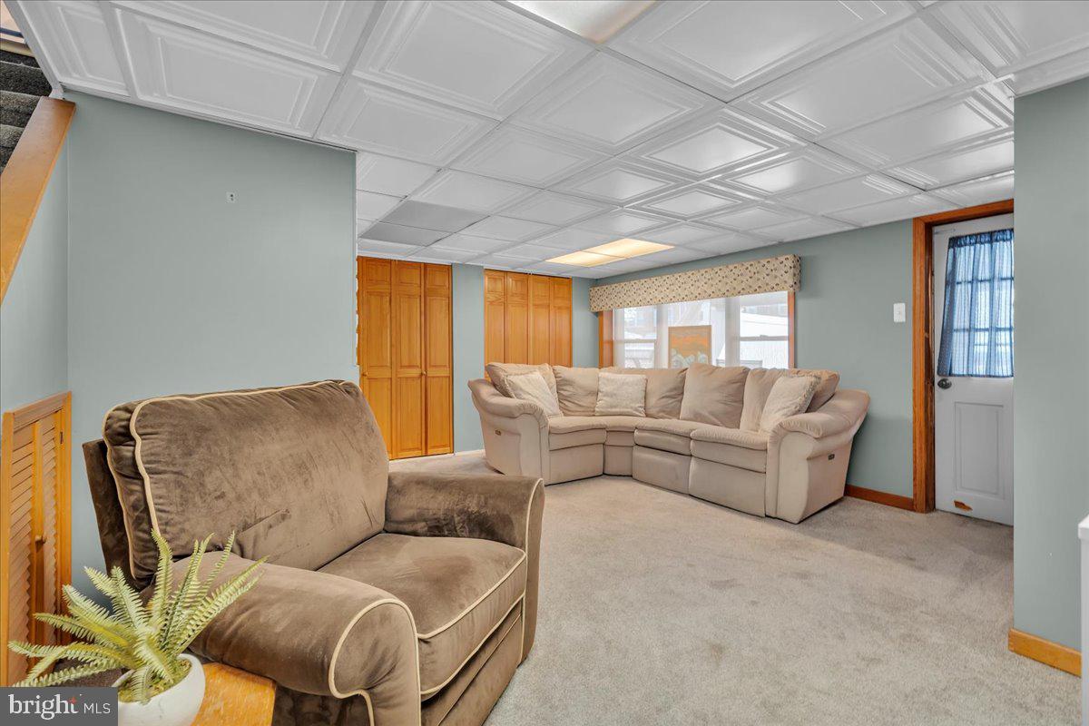 PENNSWOOD PARK - Residential