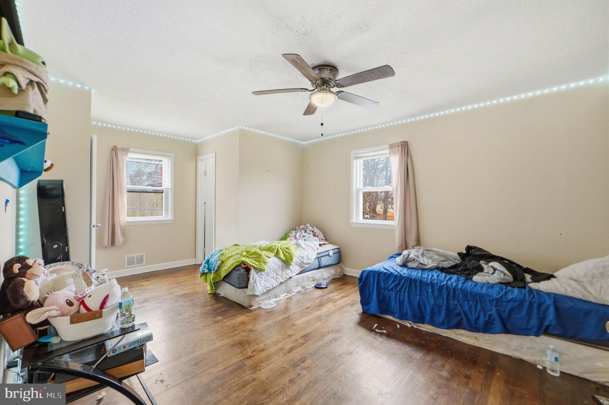 WEST LANHAM - Residential