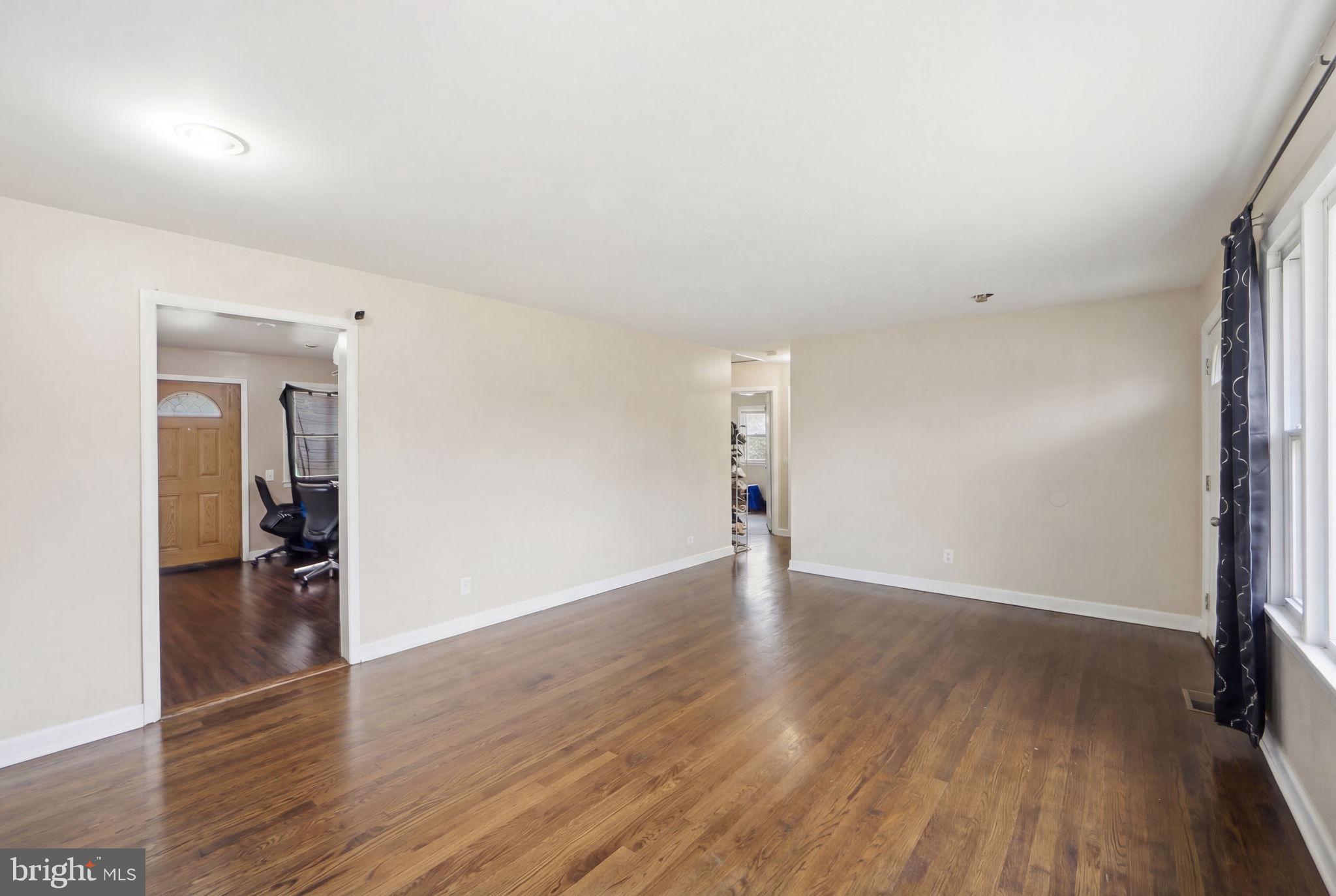 WEST LANHAM - Residential