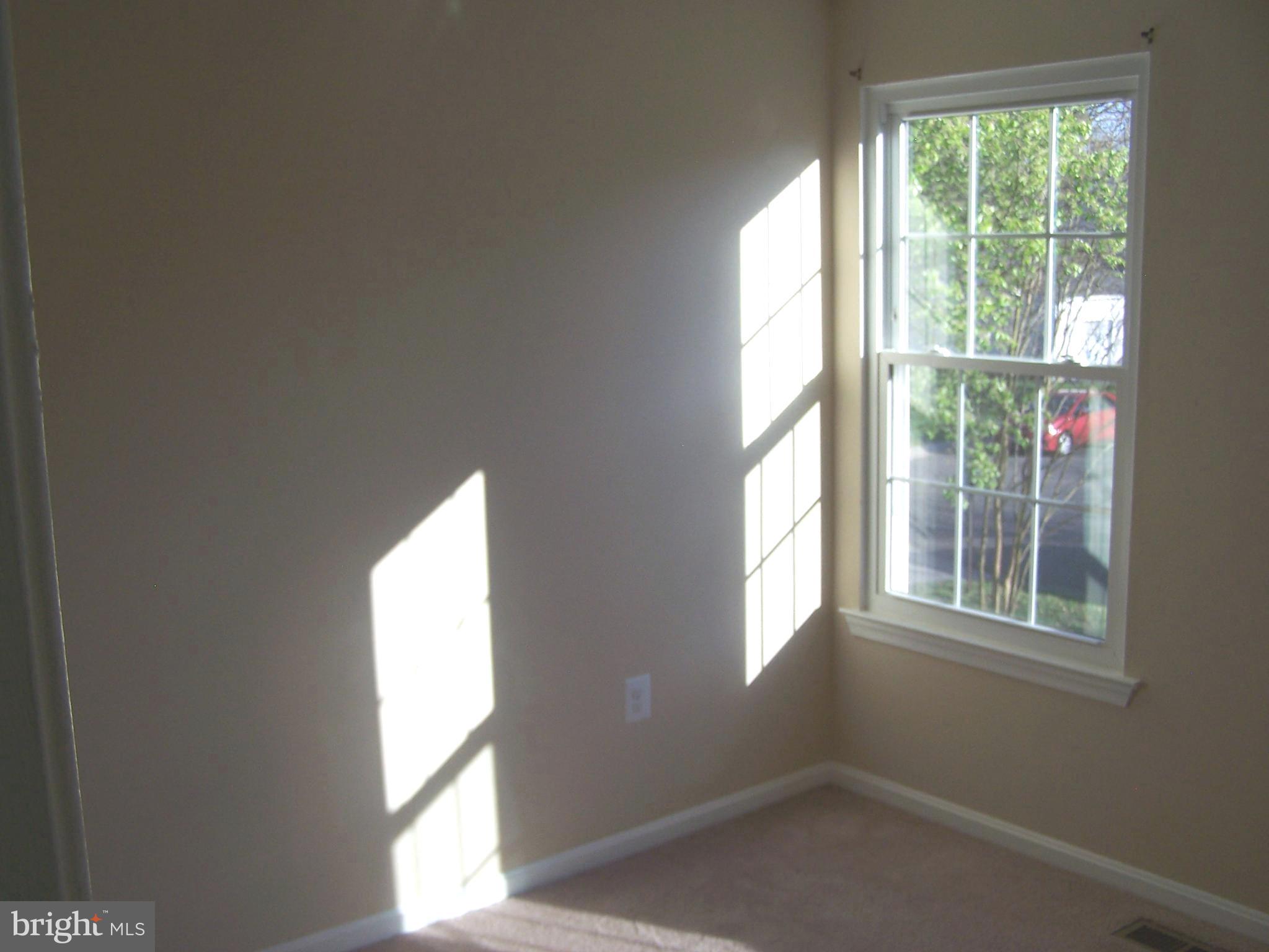 ST CHARLES SUB - HAMPSHIRE - Residential