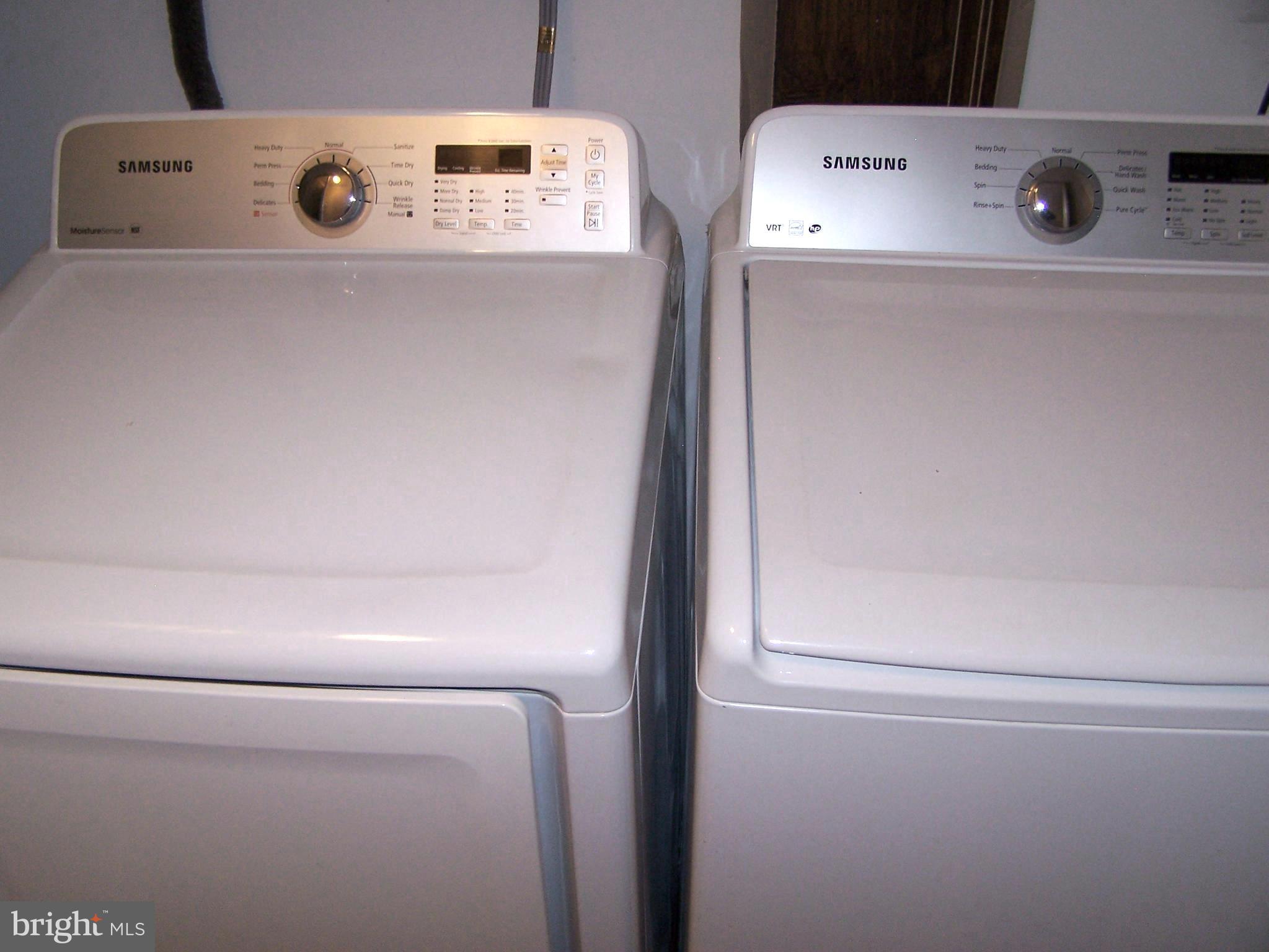 ST CHARLES SUB - HAMPSHIRE - Residential