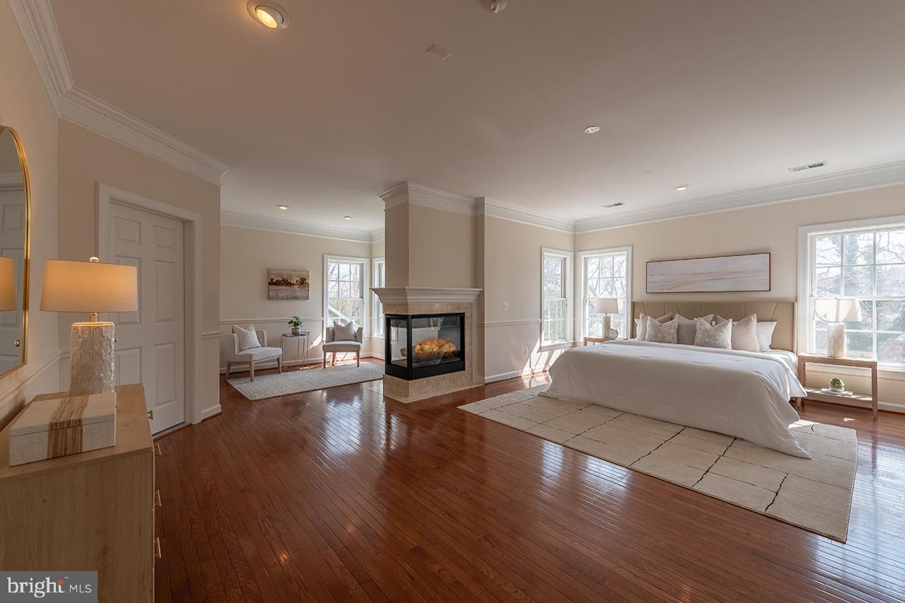 CHAPEL RIDGE - Residential