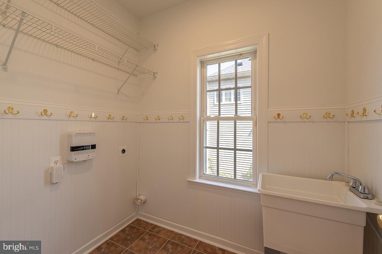 CHAPEL RIDGE - Residential