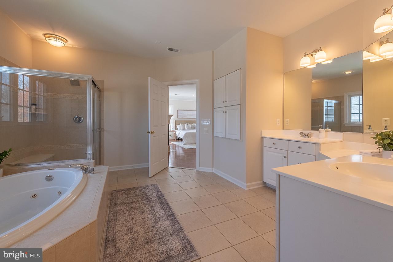 CHAPEL RIDGE - Residential