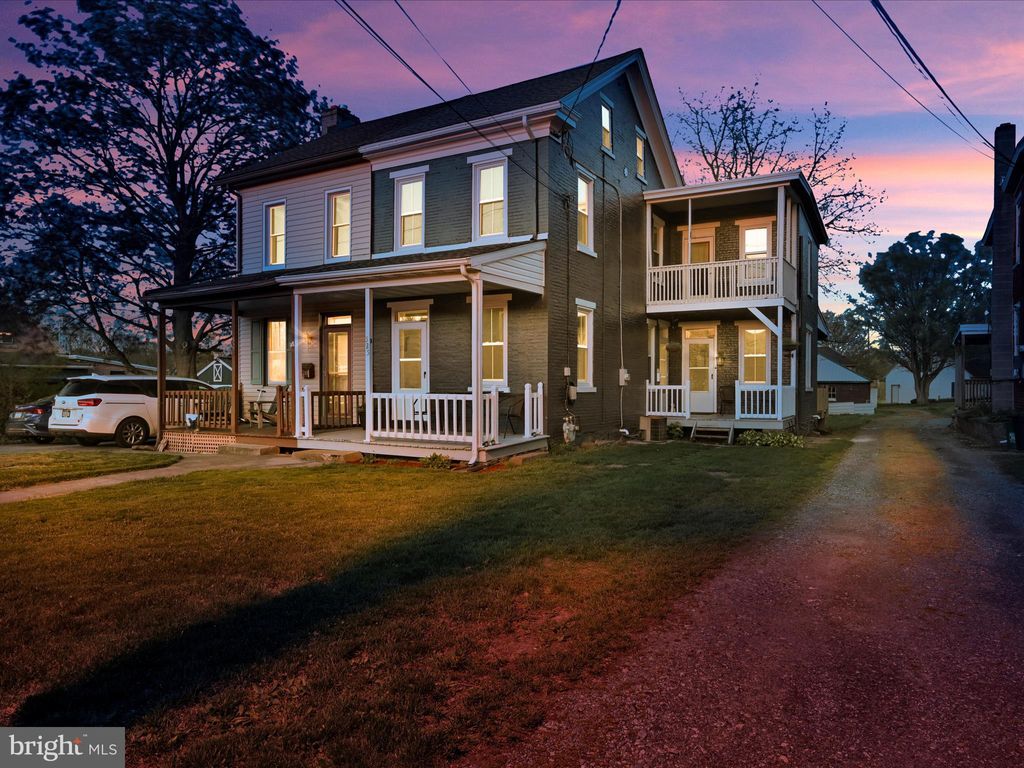 Photo of 525 N Water Street, Lititz, PA 17543 (MLS # PALA2050050)