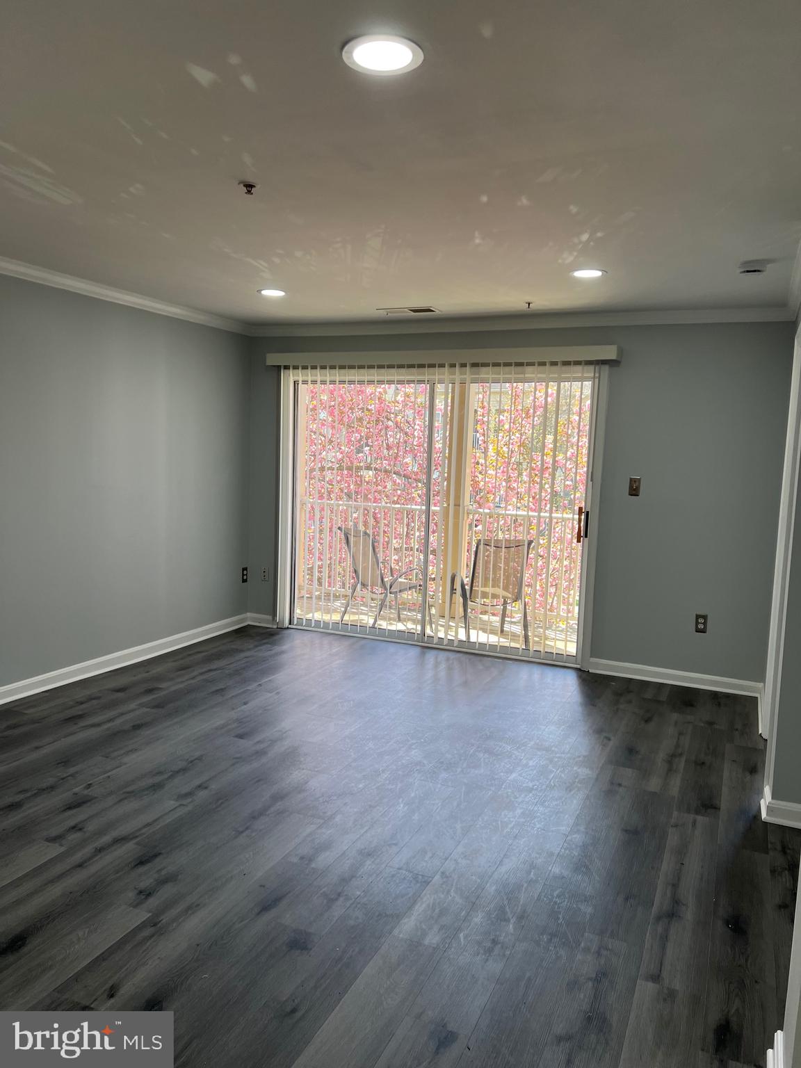 SUMMERHOUSE CONDO - Residential