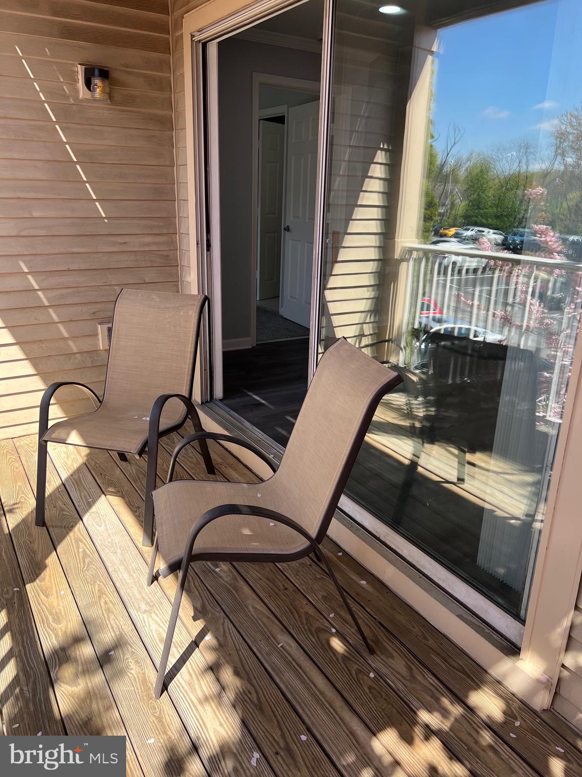 SUMMERHOUSE CONDO - Residential