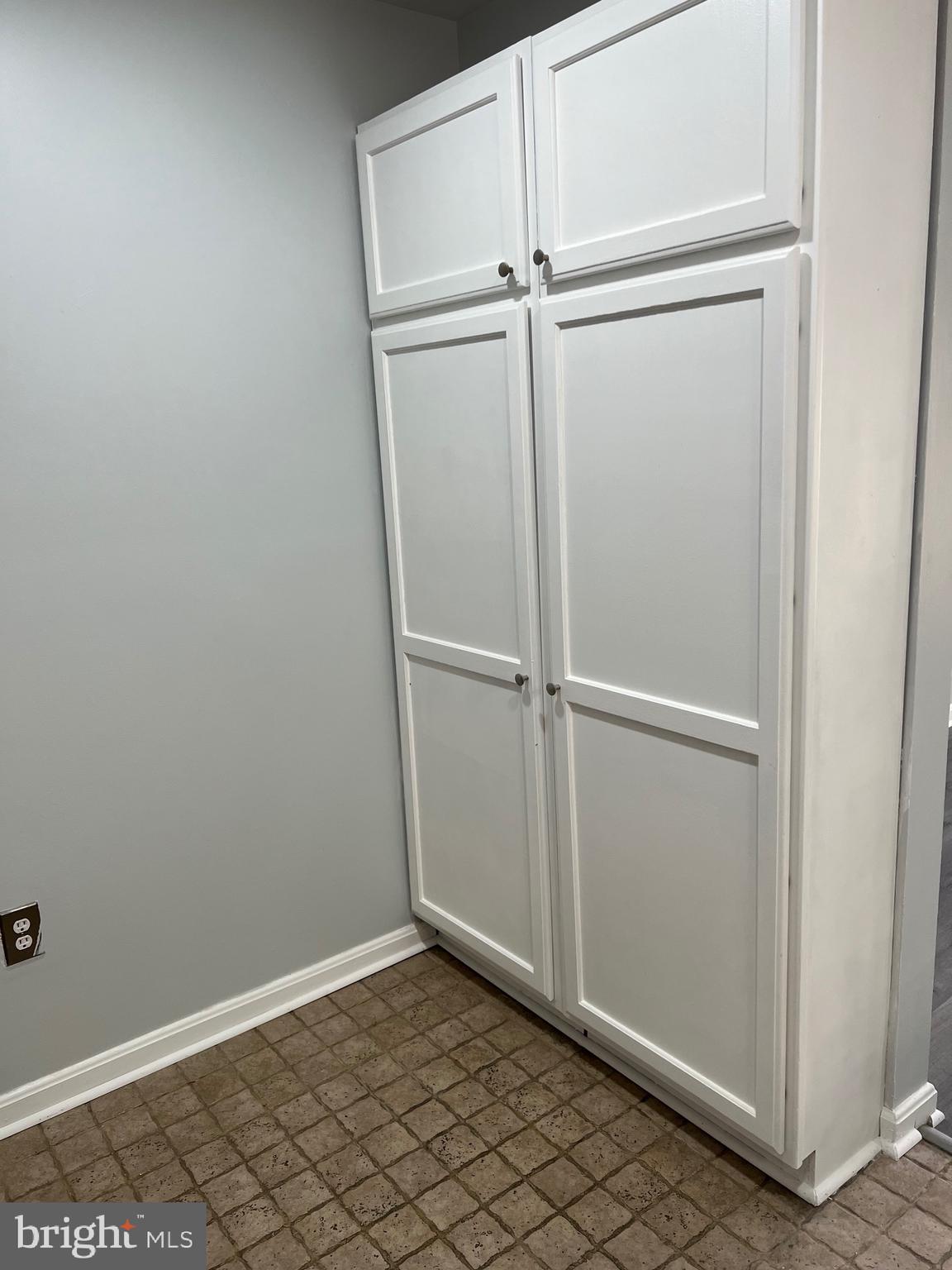 SUMMERHOUSE CONDO - Residential