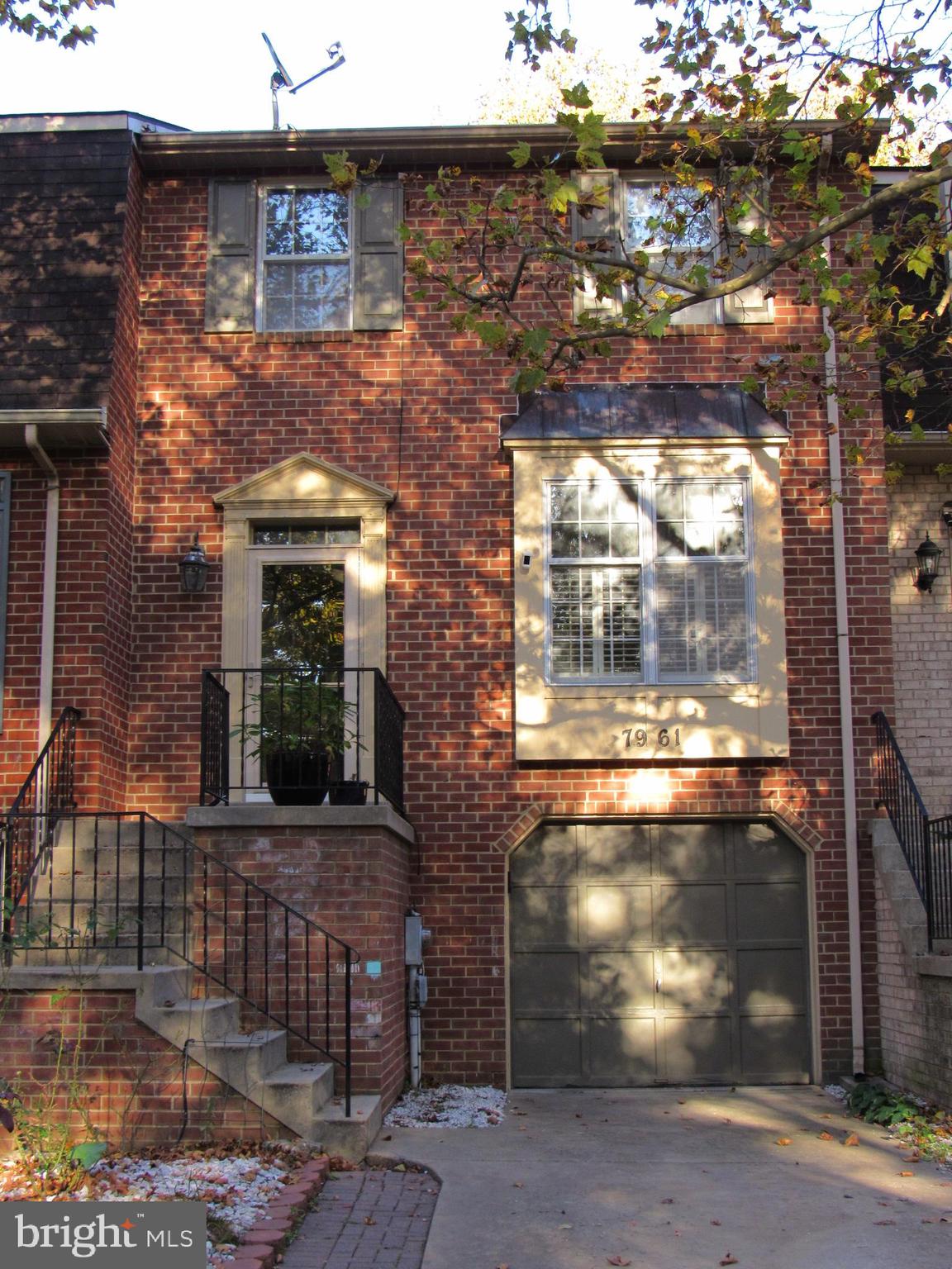 WATERSIDE - Residential