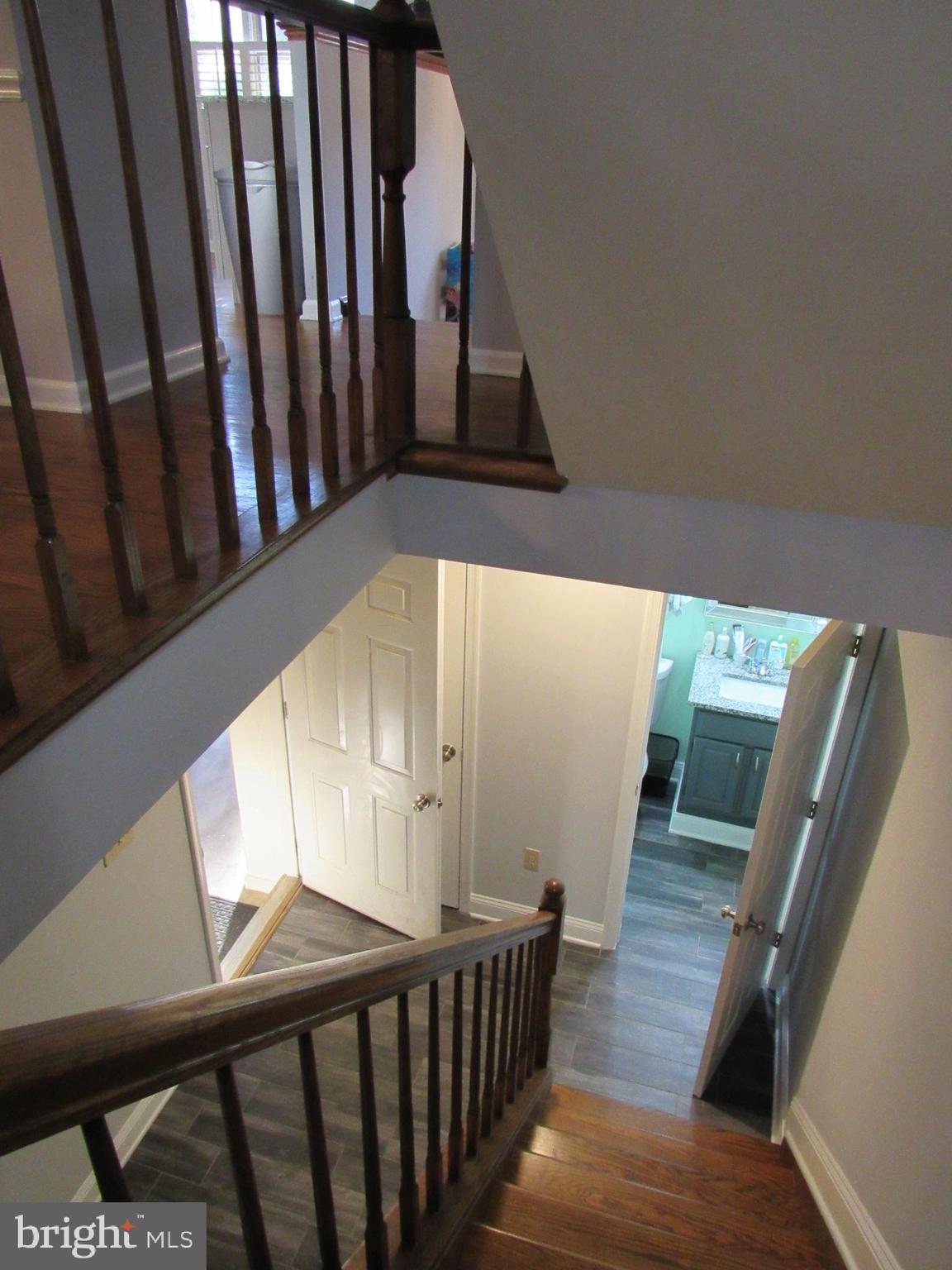 WATERSIDE - Residential