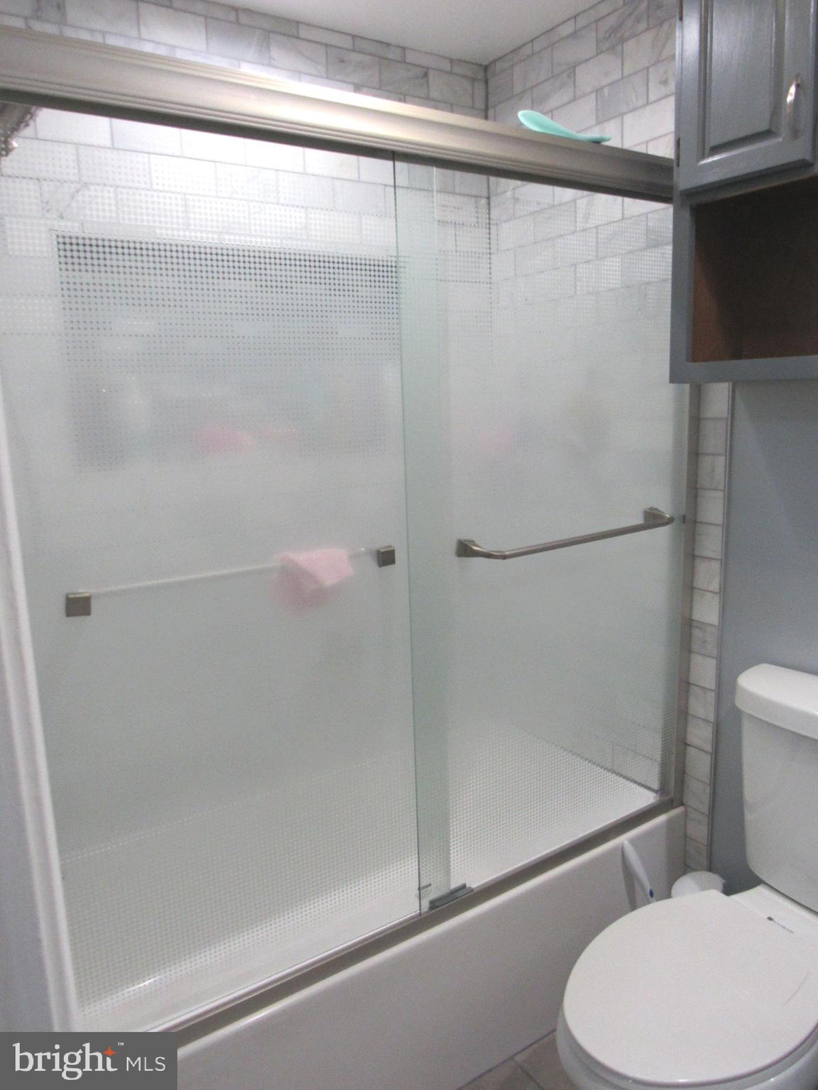 WATERSIDE - Residential