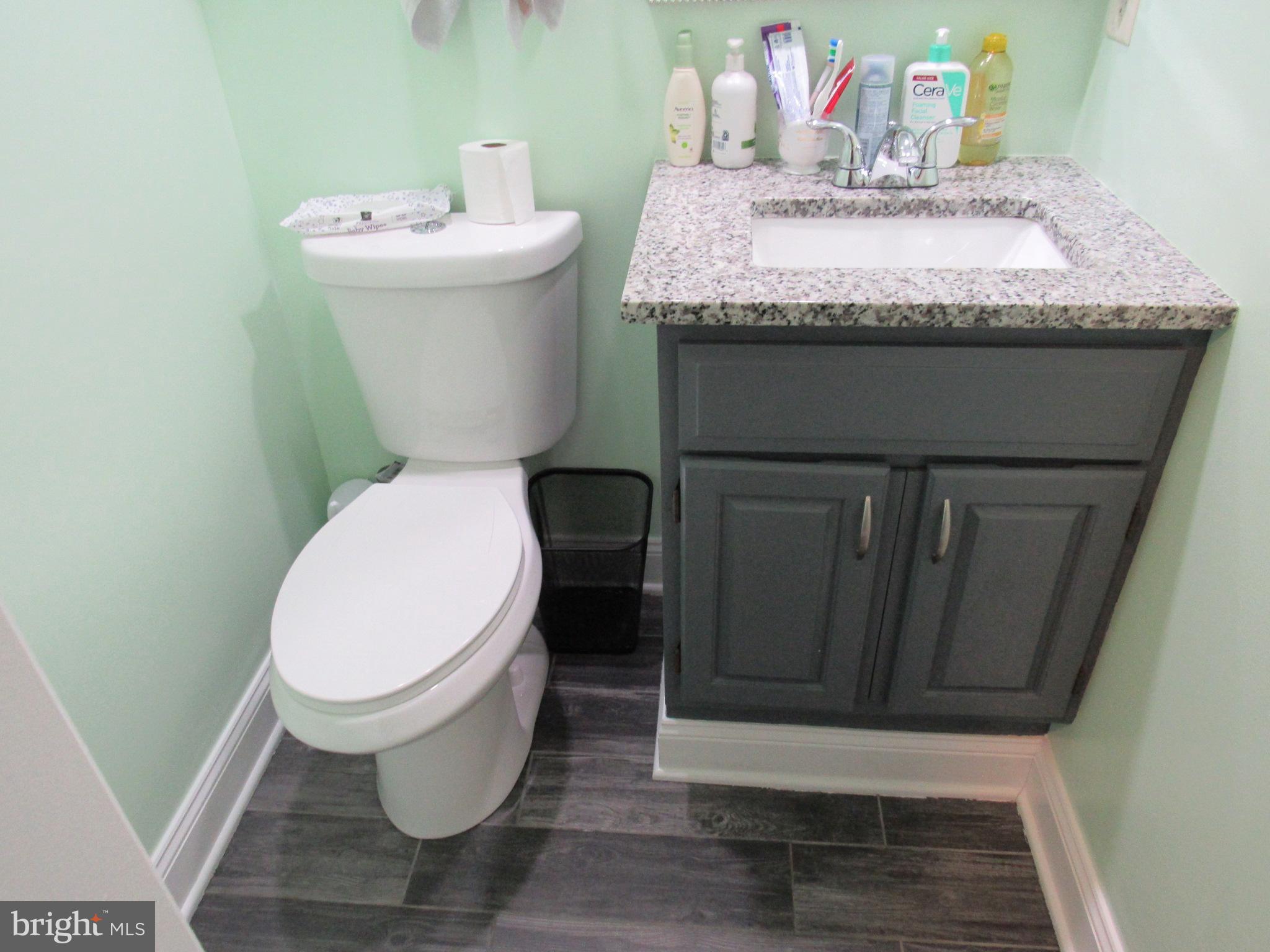 WATERSIDE - Residential