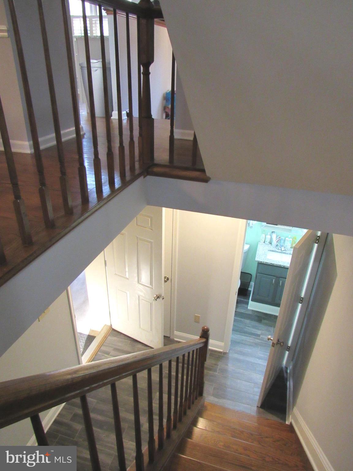 WATERSIDE - Residential