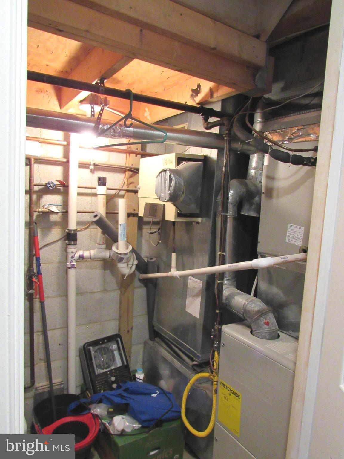 WATERSIDE - Residential