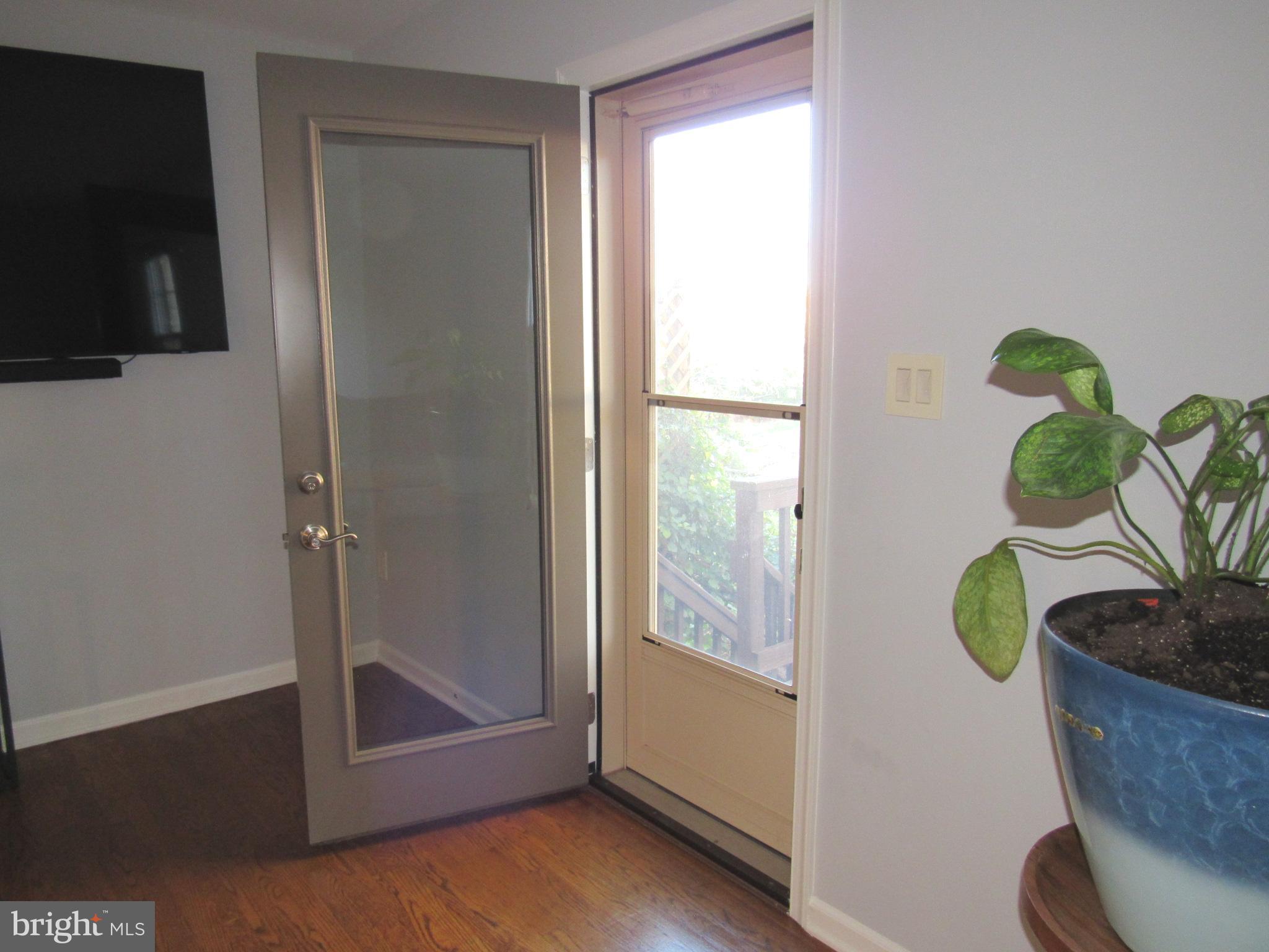 WATERSIDE - Residential