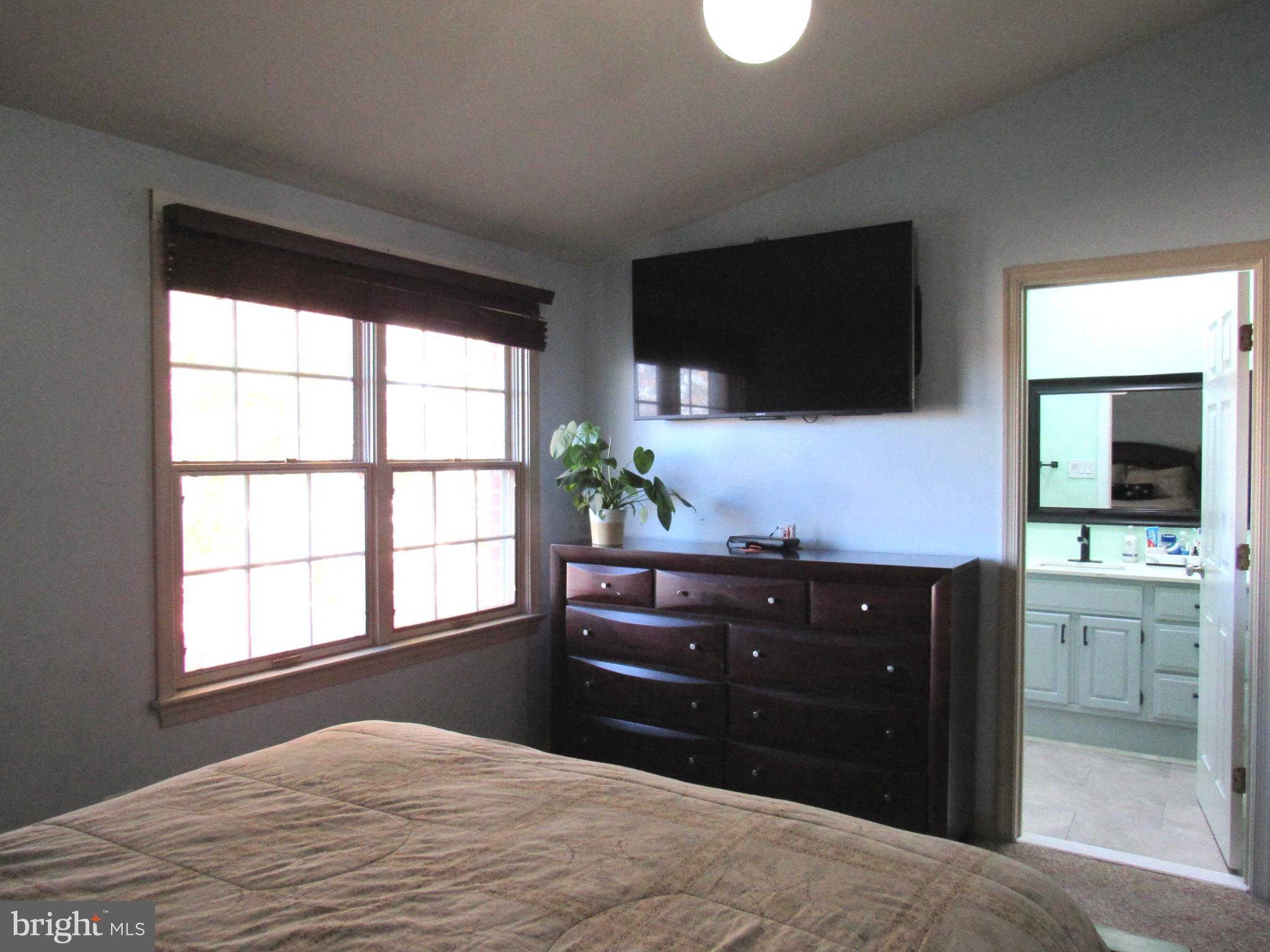 WATERSIDE - Residential