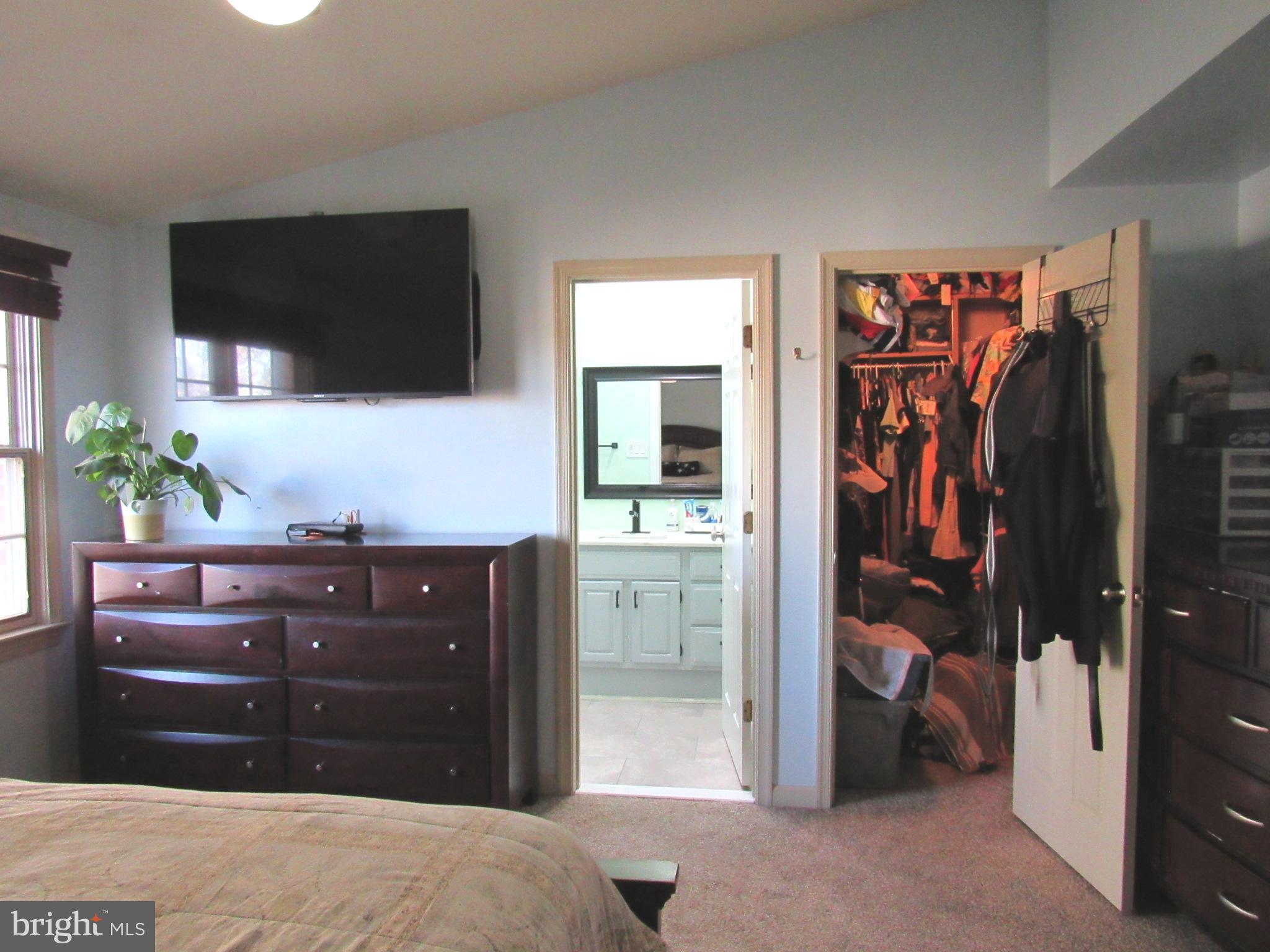 WATERSIDE - Residential