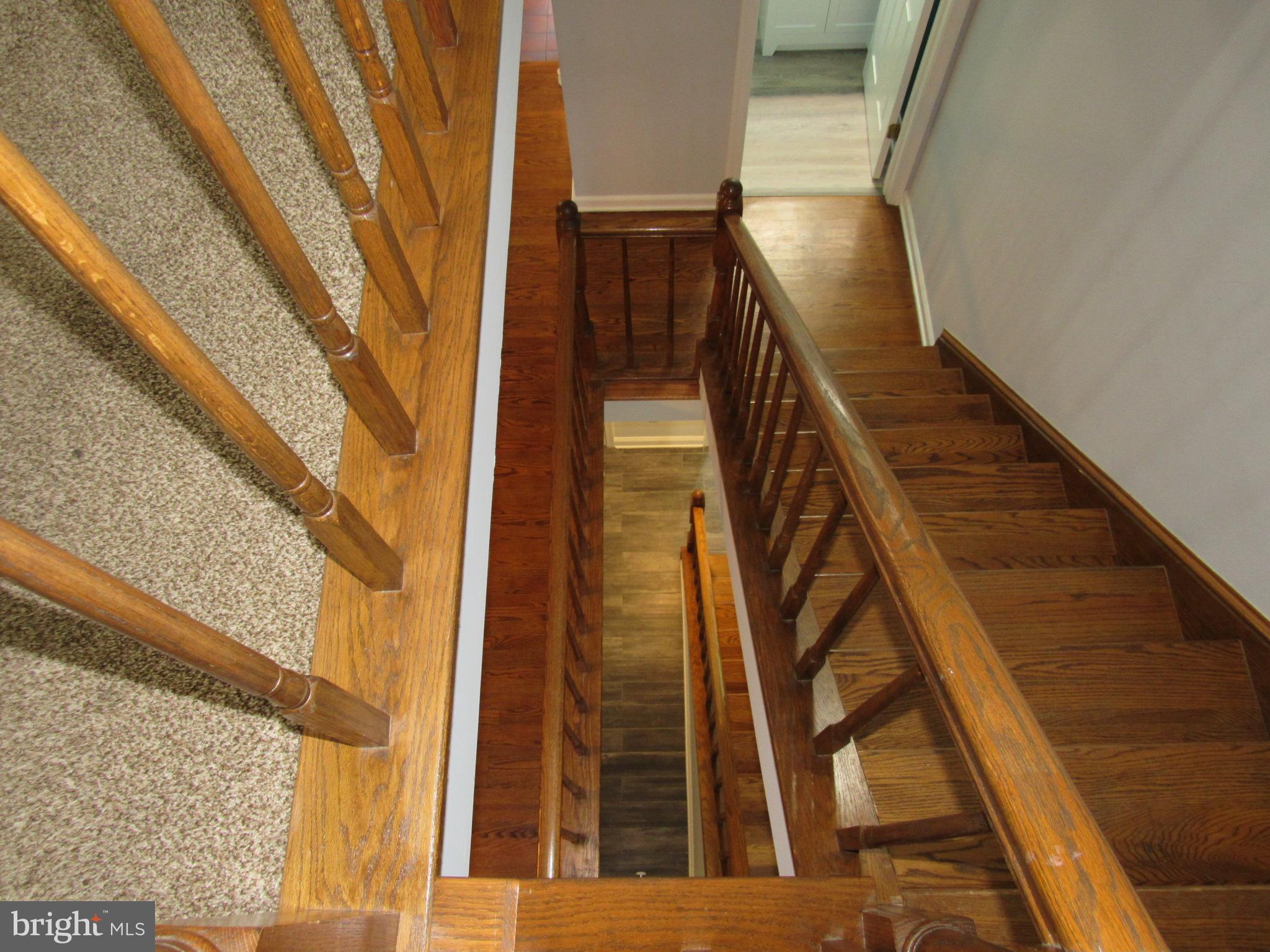 WATERSIDE - Residential