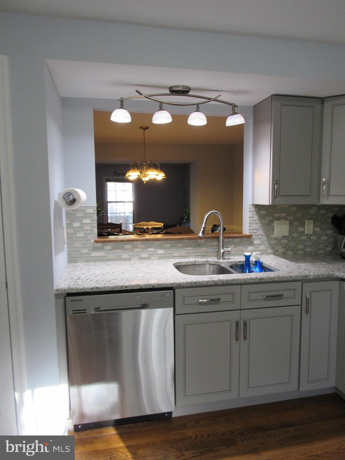 WATERSIDE - Residential