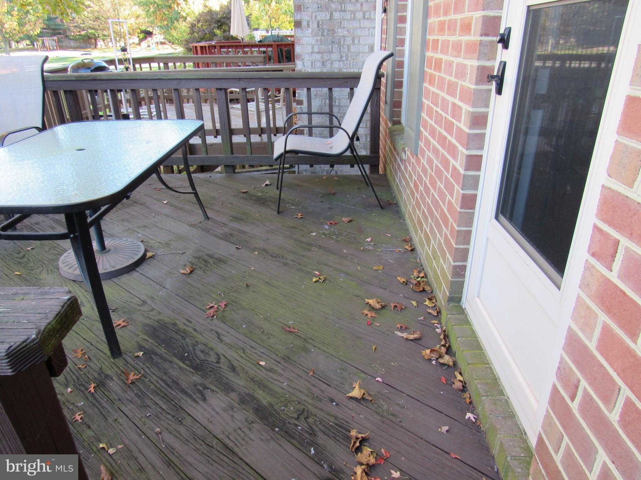 WATERSIDE - Residential