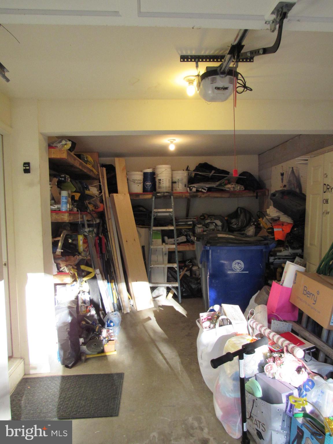 WATERSIDE - Residential