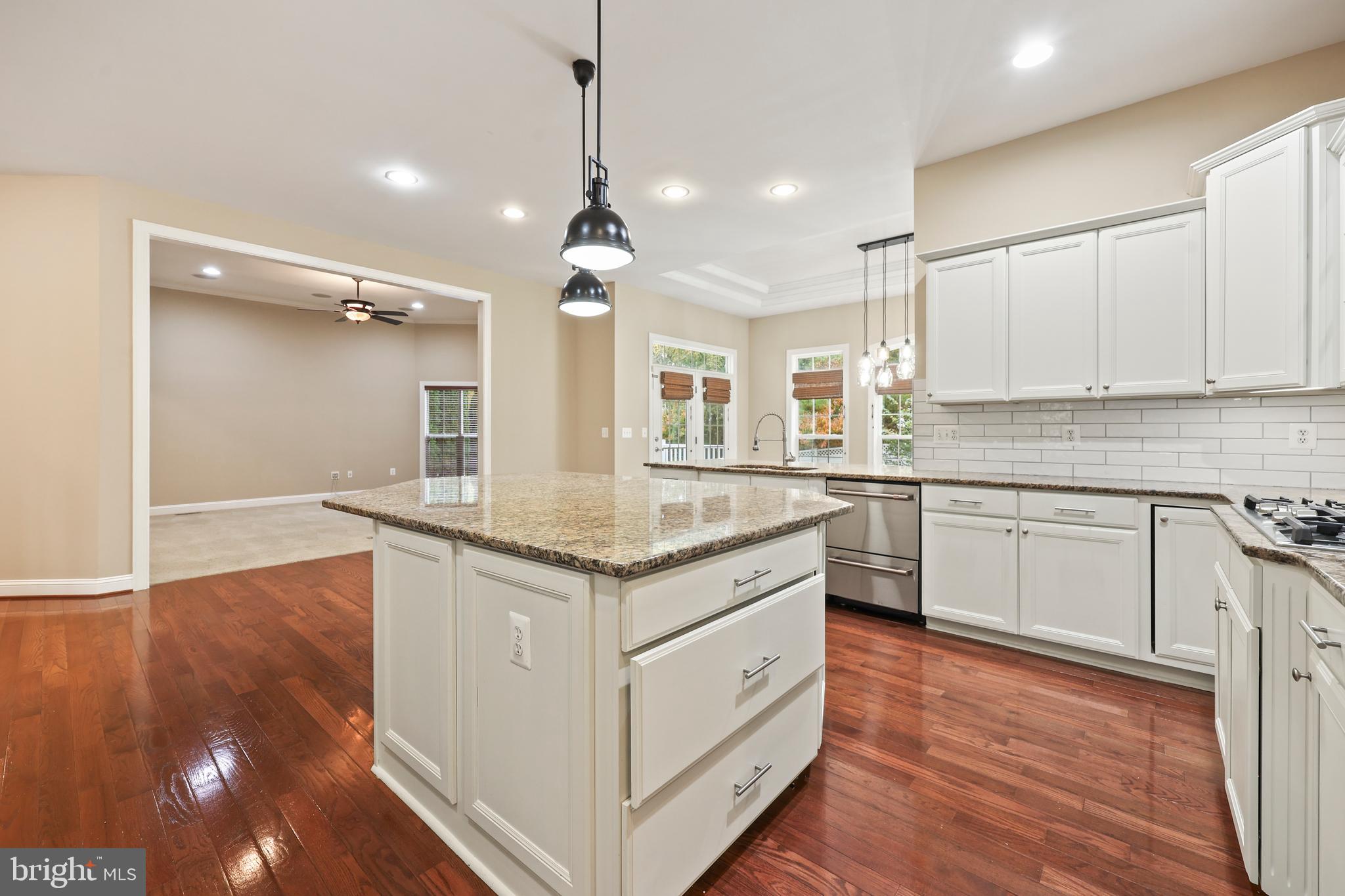 KENSINGTON HILL - Residential