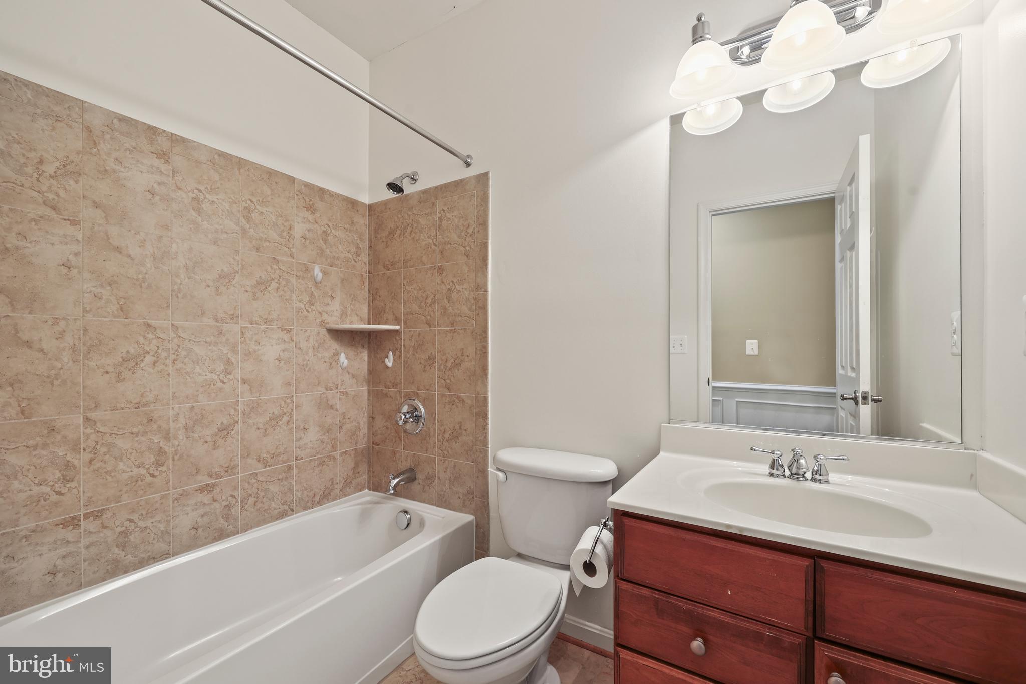 KENSINGTON HILL - Residential