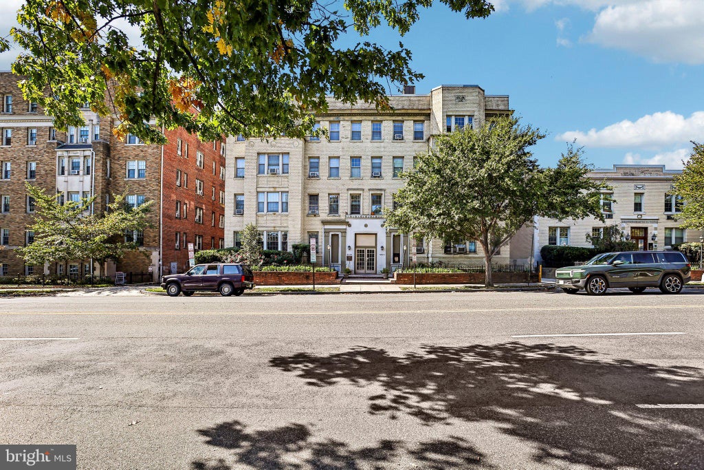 Photo of 3010 Wisconsin Avenue NW #B2, WASHINGTON, DC 20016 (MLS # DCDC2285520)